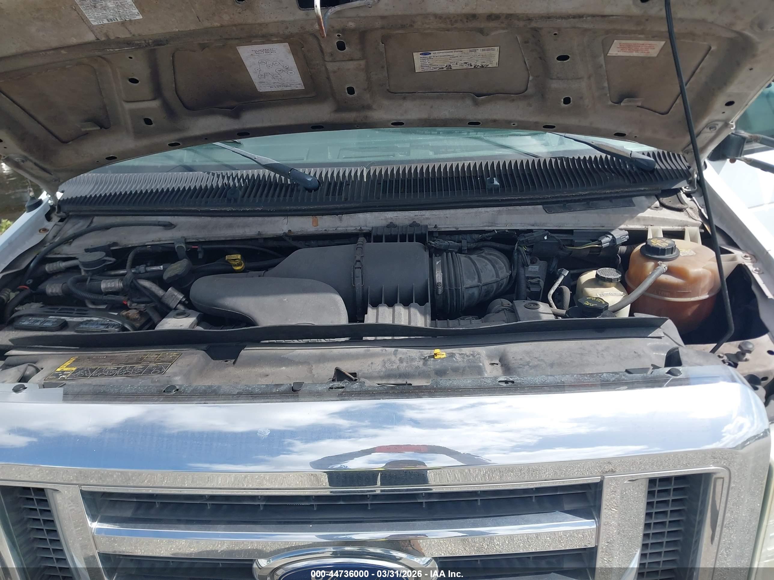 FORD E-450 image 10