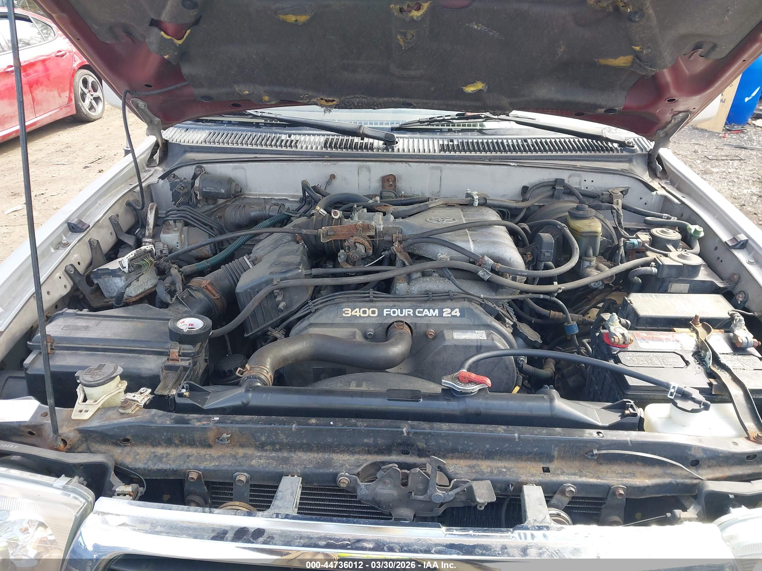 TOYOTA 4RUNNER image 10