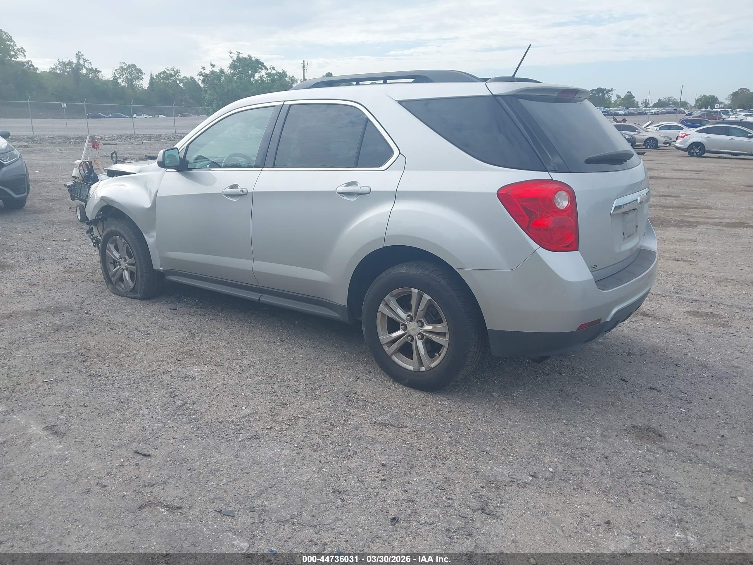 CHEVROLET EQUINOX image 3