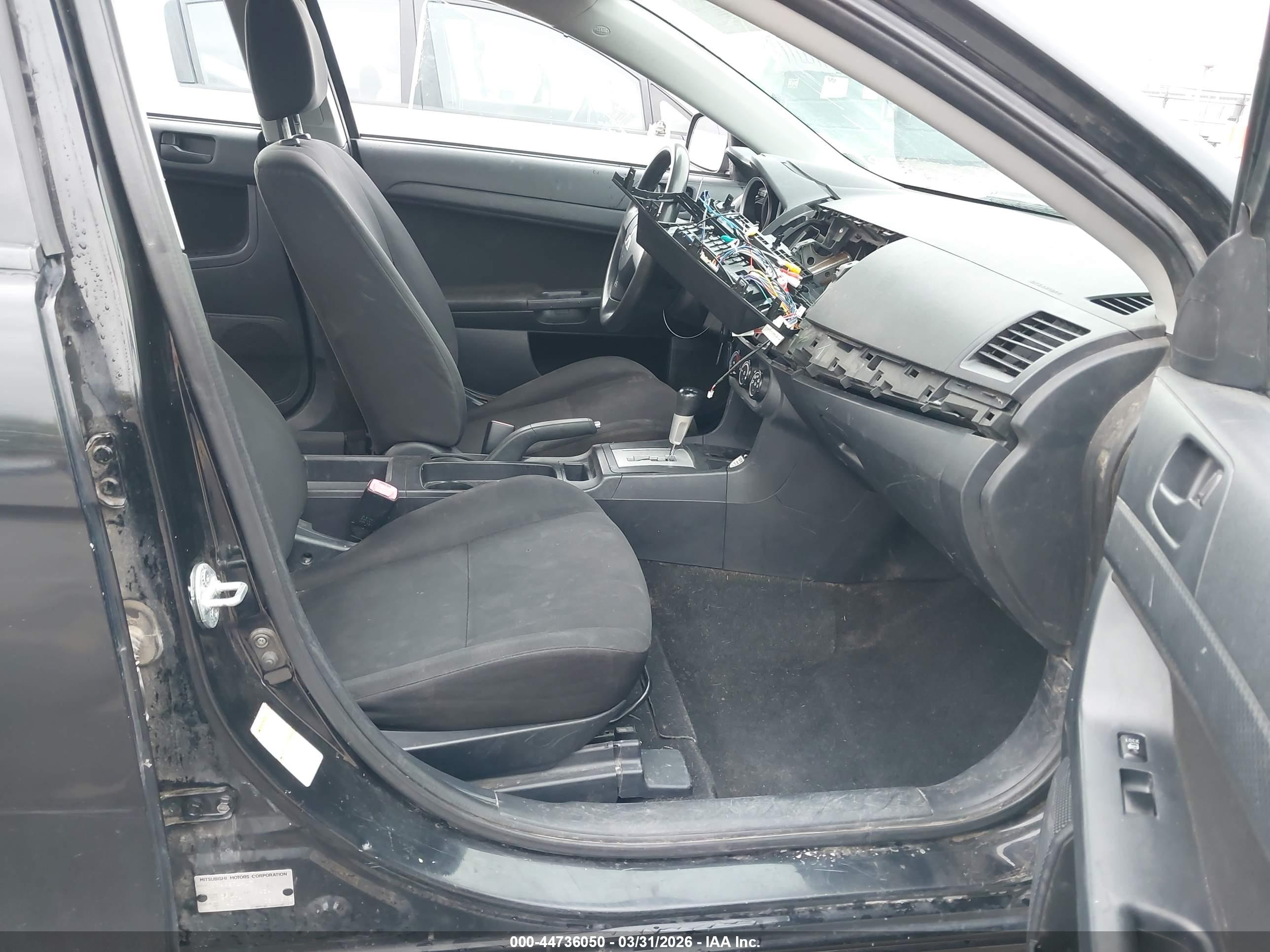 MITSUBISHI LANCER image 5