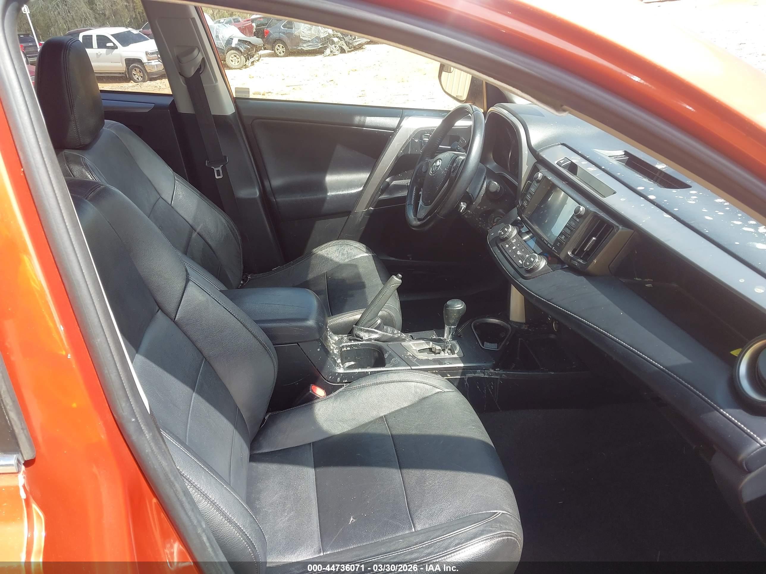 TOYOTA RAV4 image 5