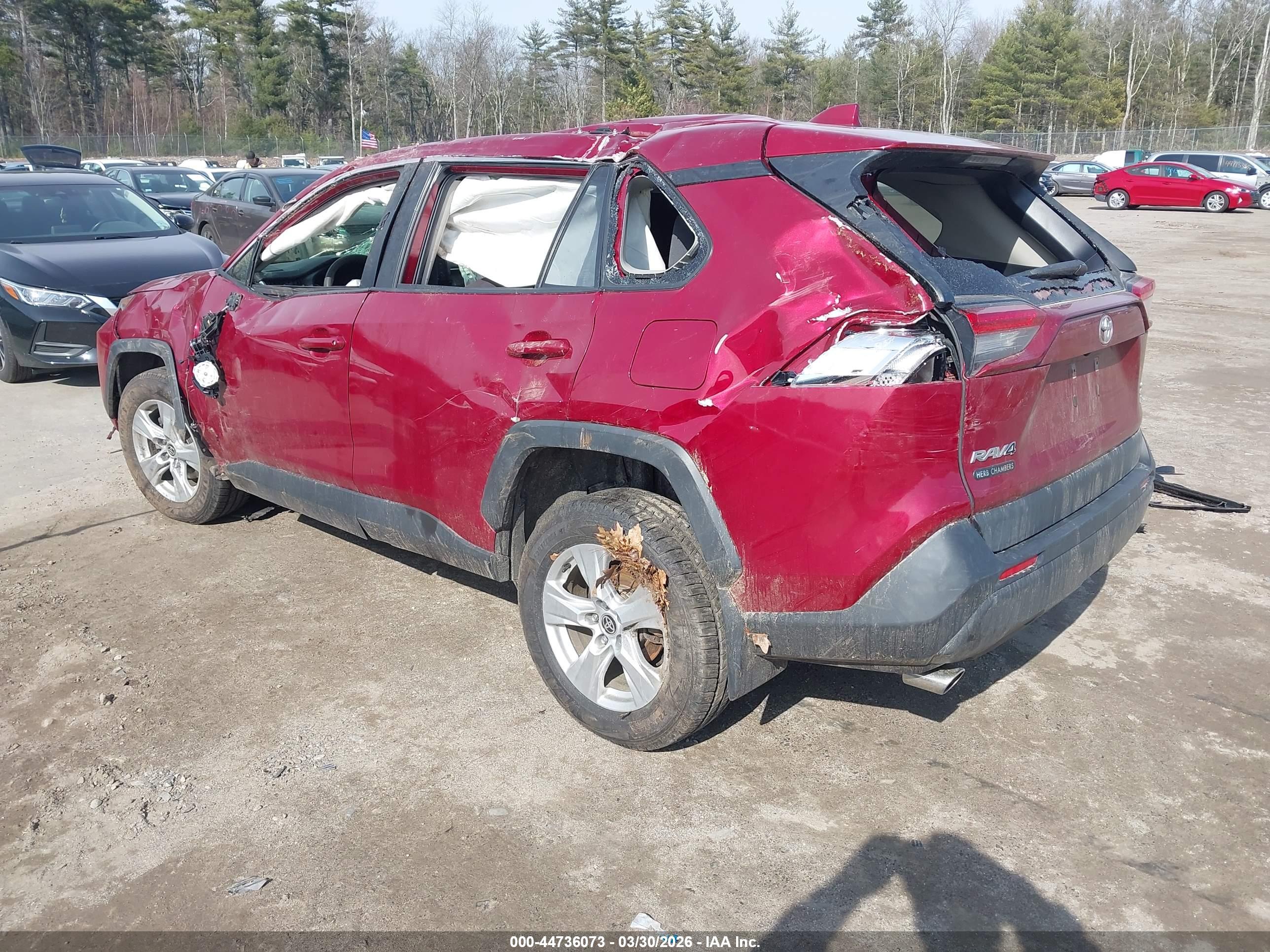 TOYOTA RAV4 image 3