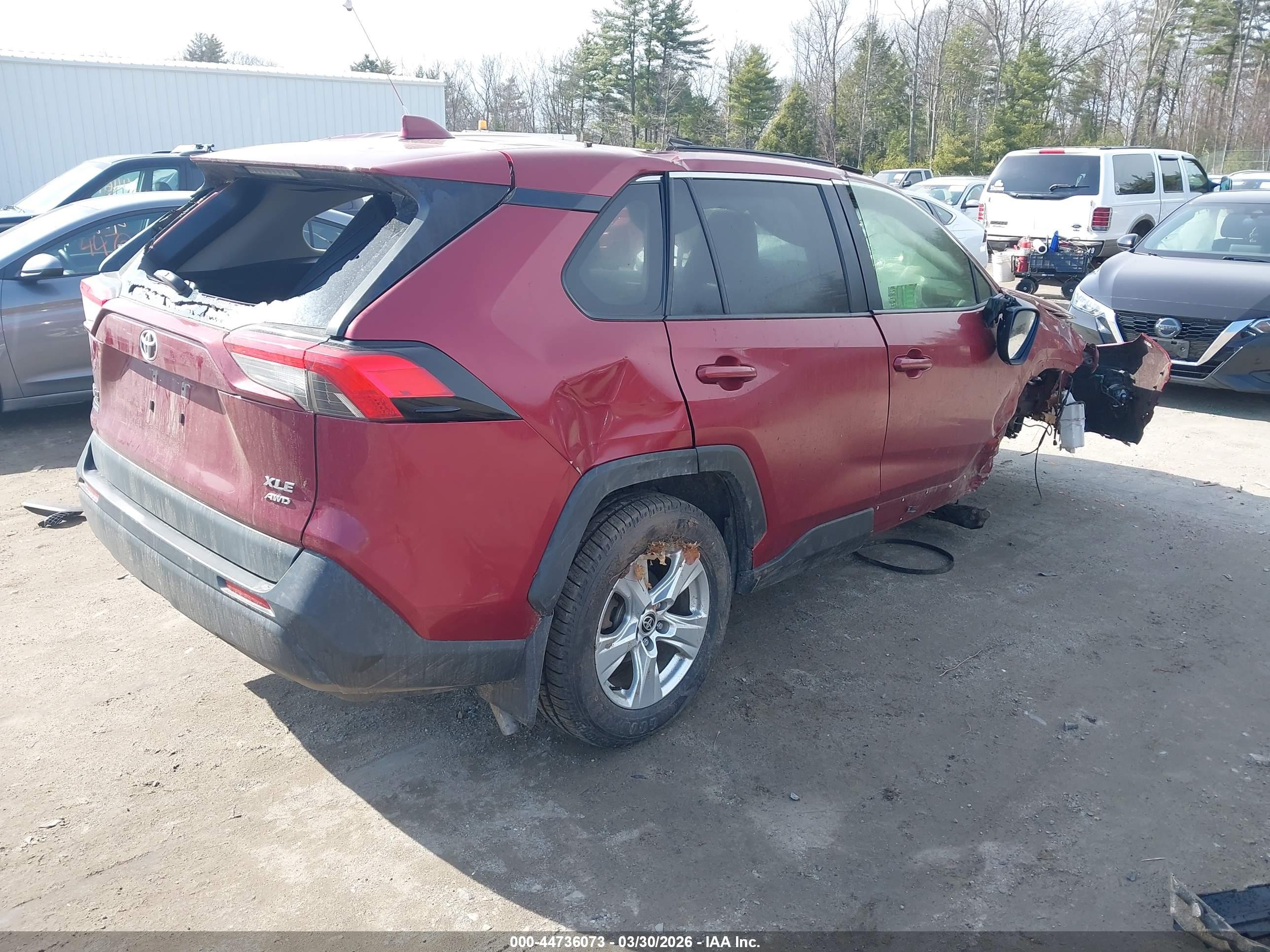 TOYOTA RAV4 image 4