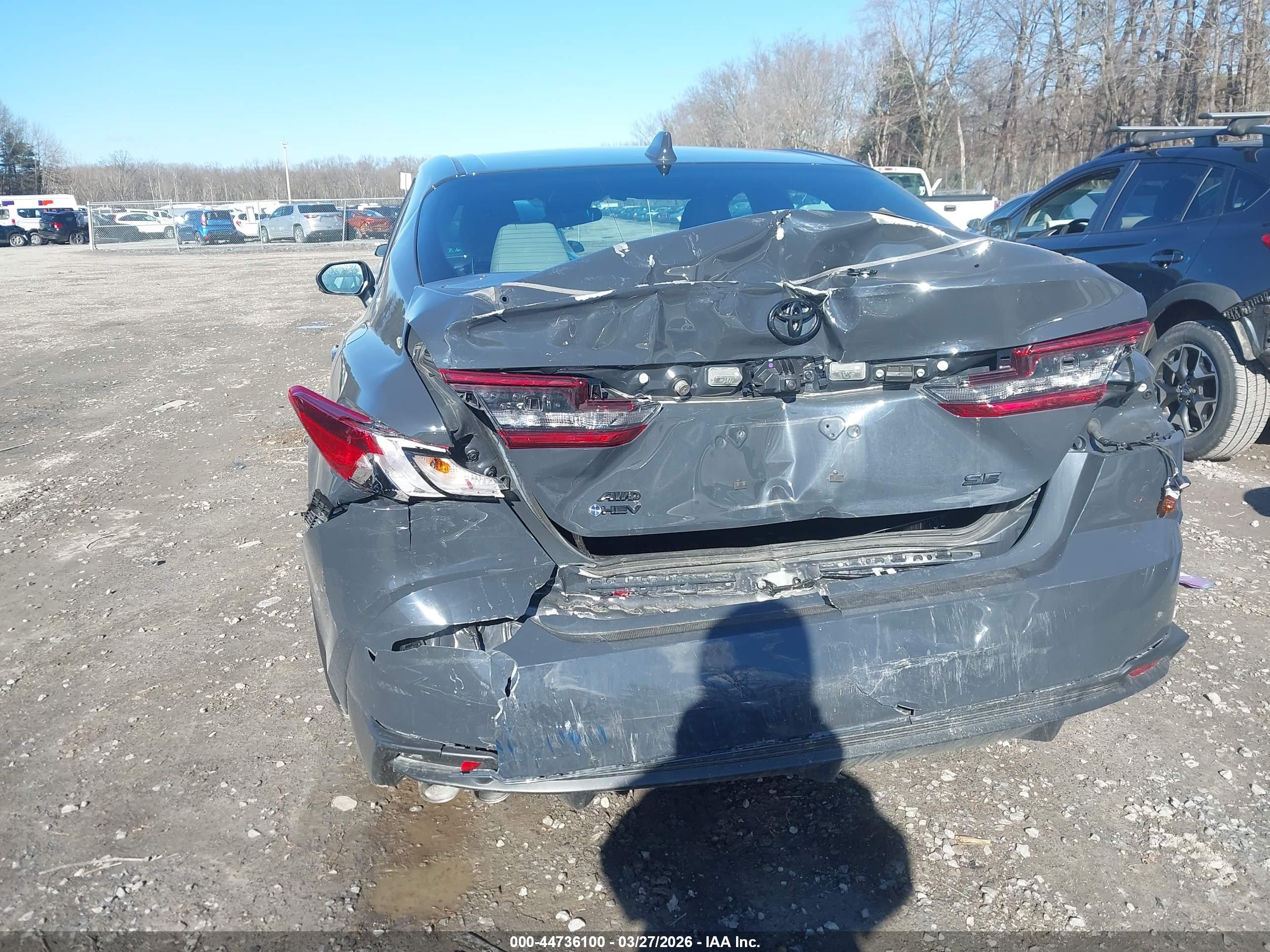 TOYOTA CAMRY image 6