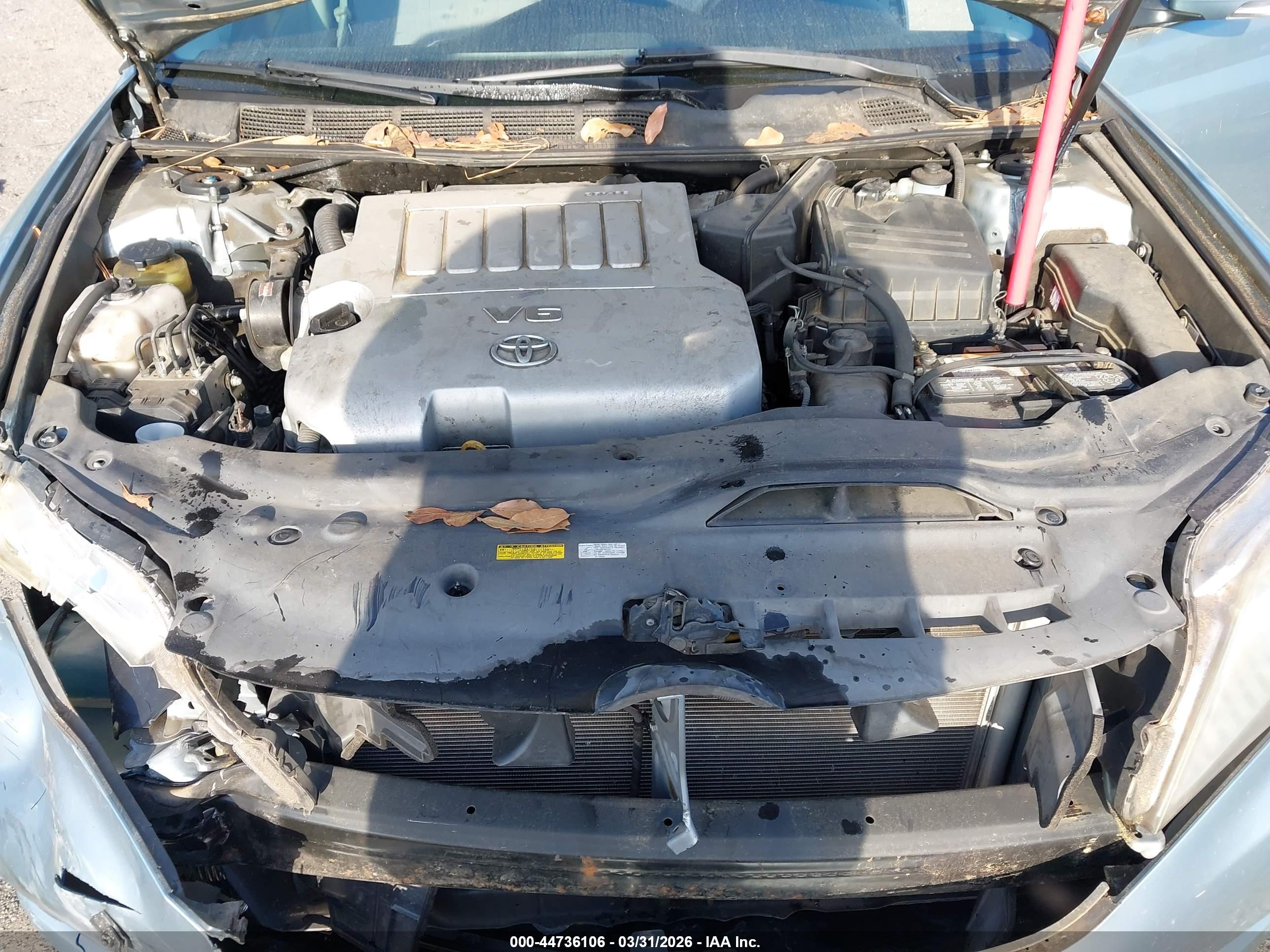 TOYOTA AVALON image 10