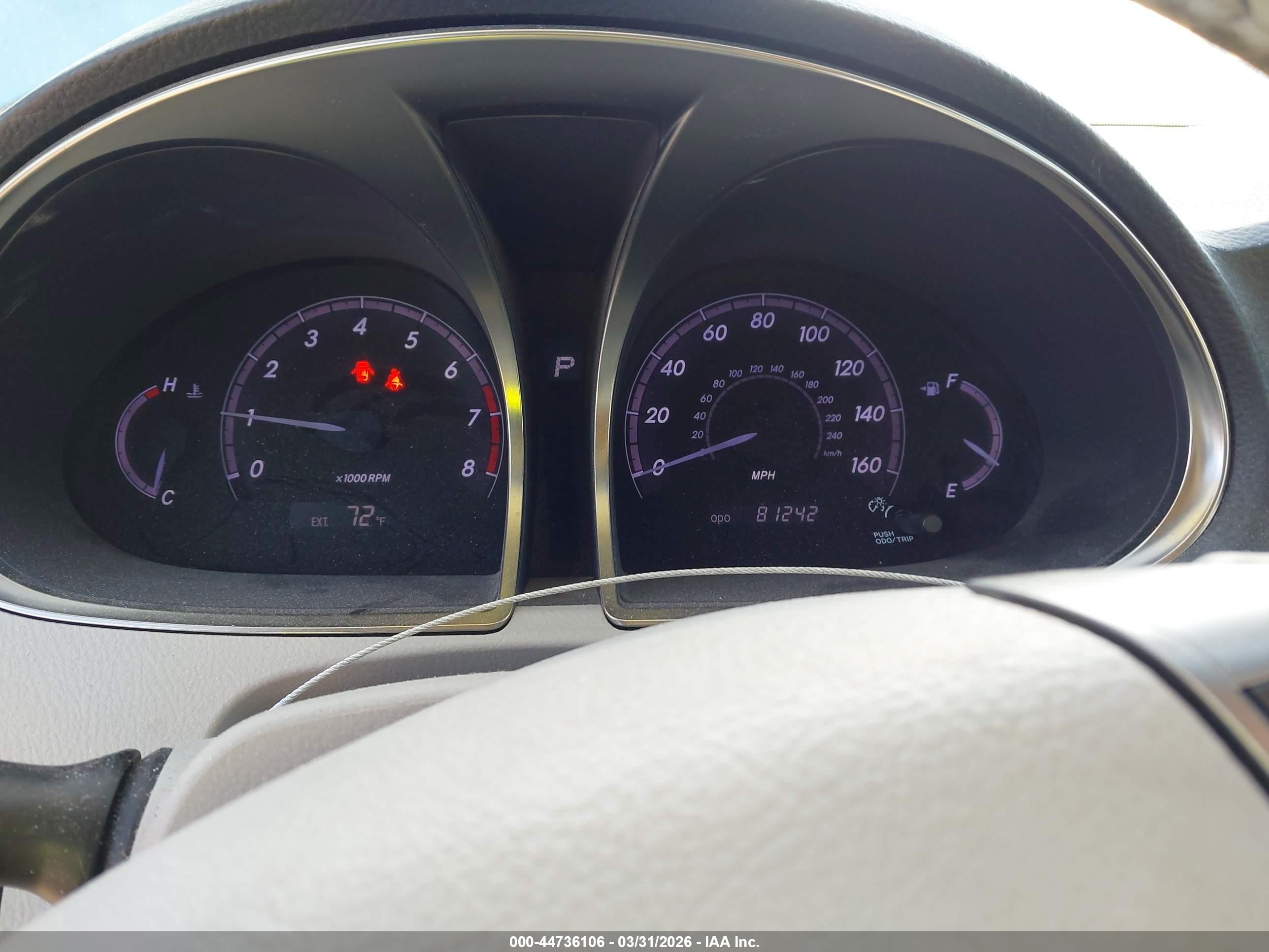 TOYOTA AVALON image 7