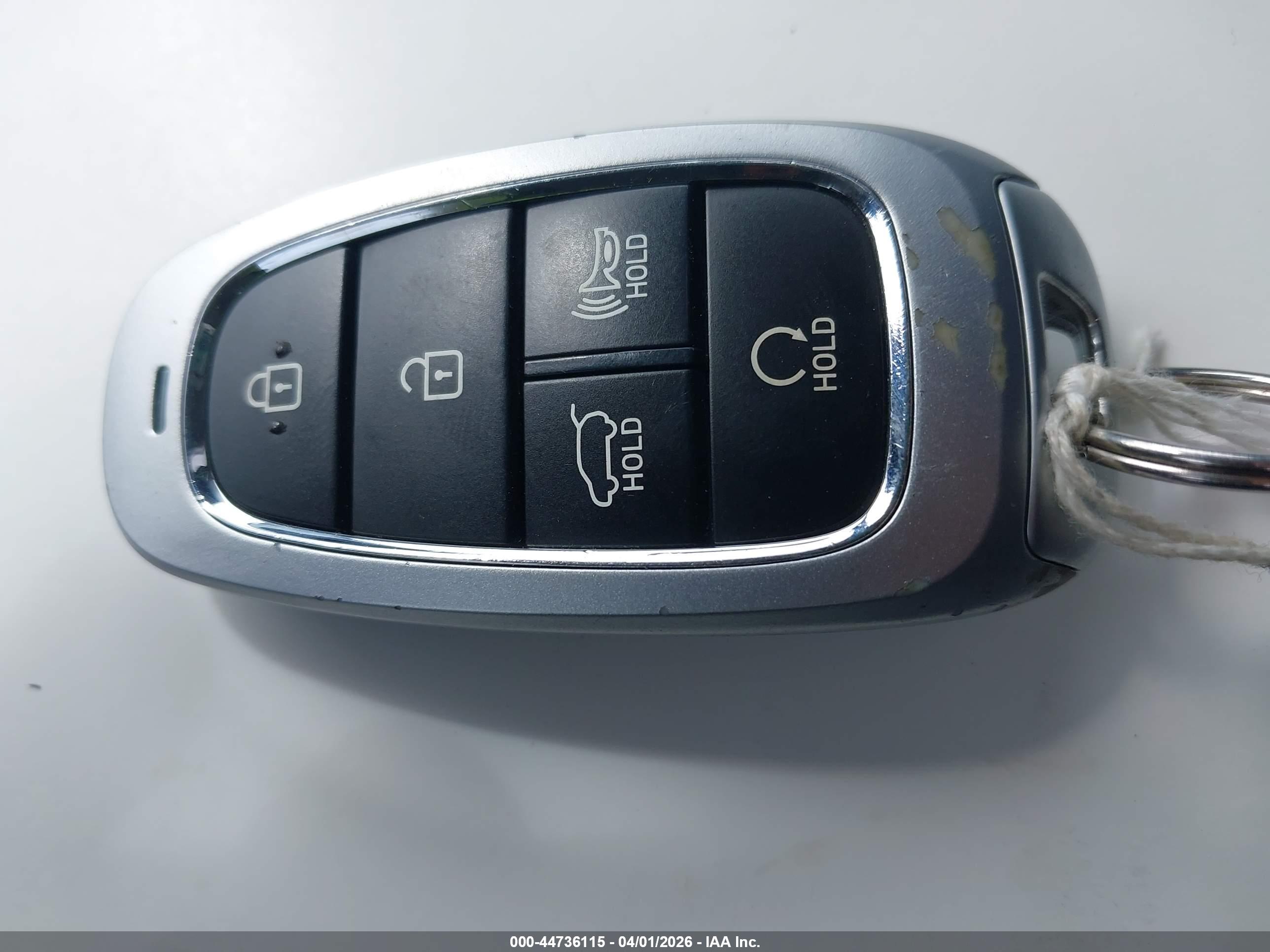 HYUNDAI TUCSON image 11