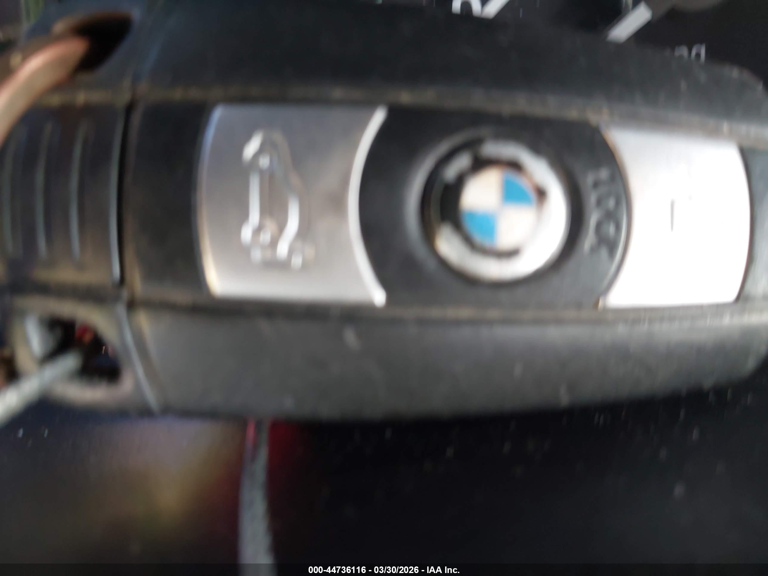 BMW 328I image 11