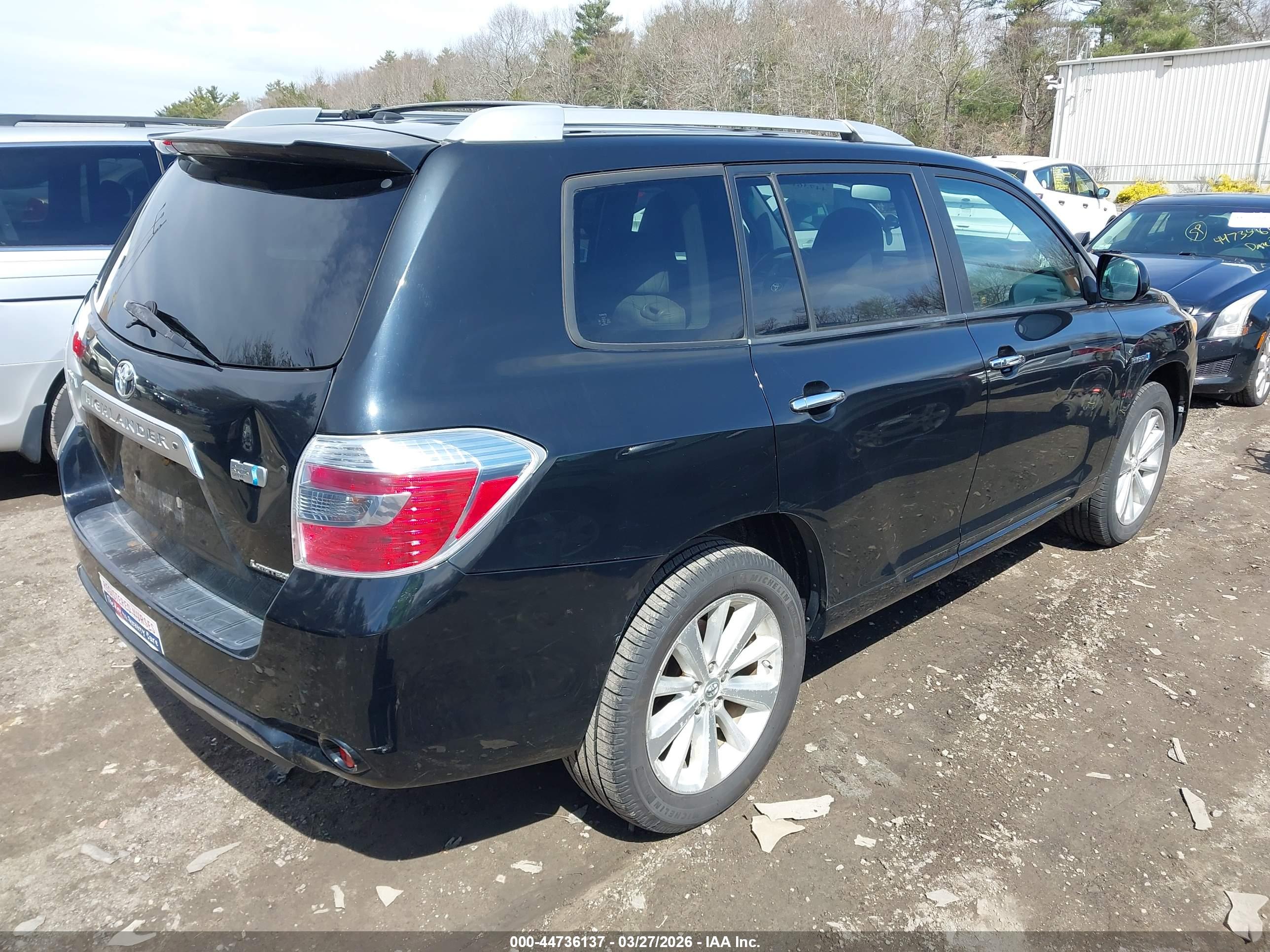 TOYOTA HIGHLANDER image 4