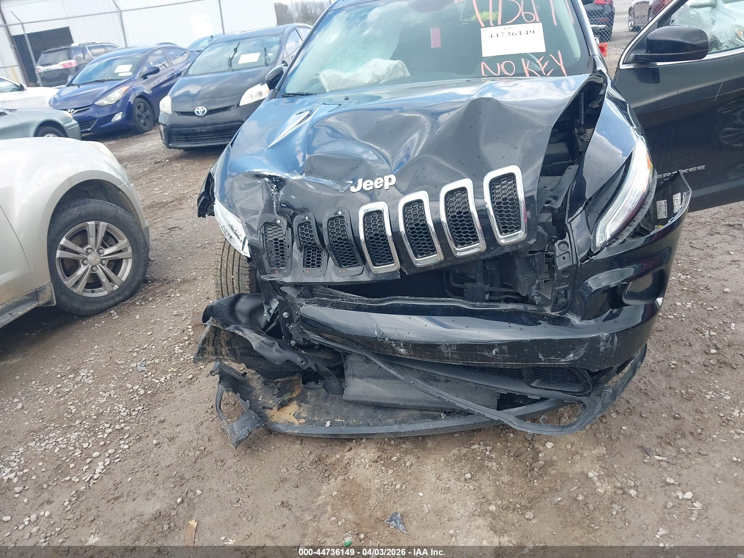 JEEP CHEROKEE image 6