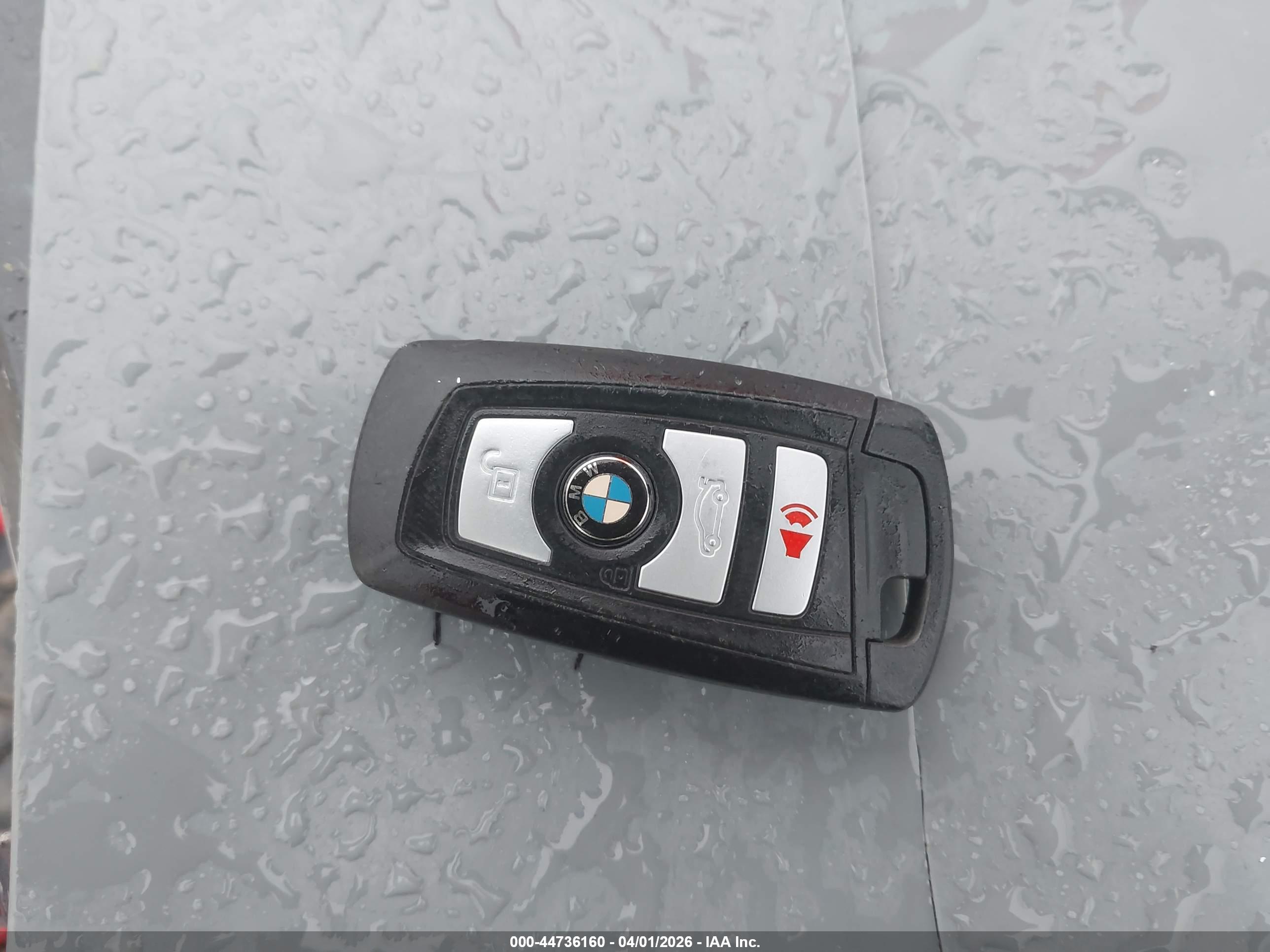 BMW 528I image 11