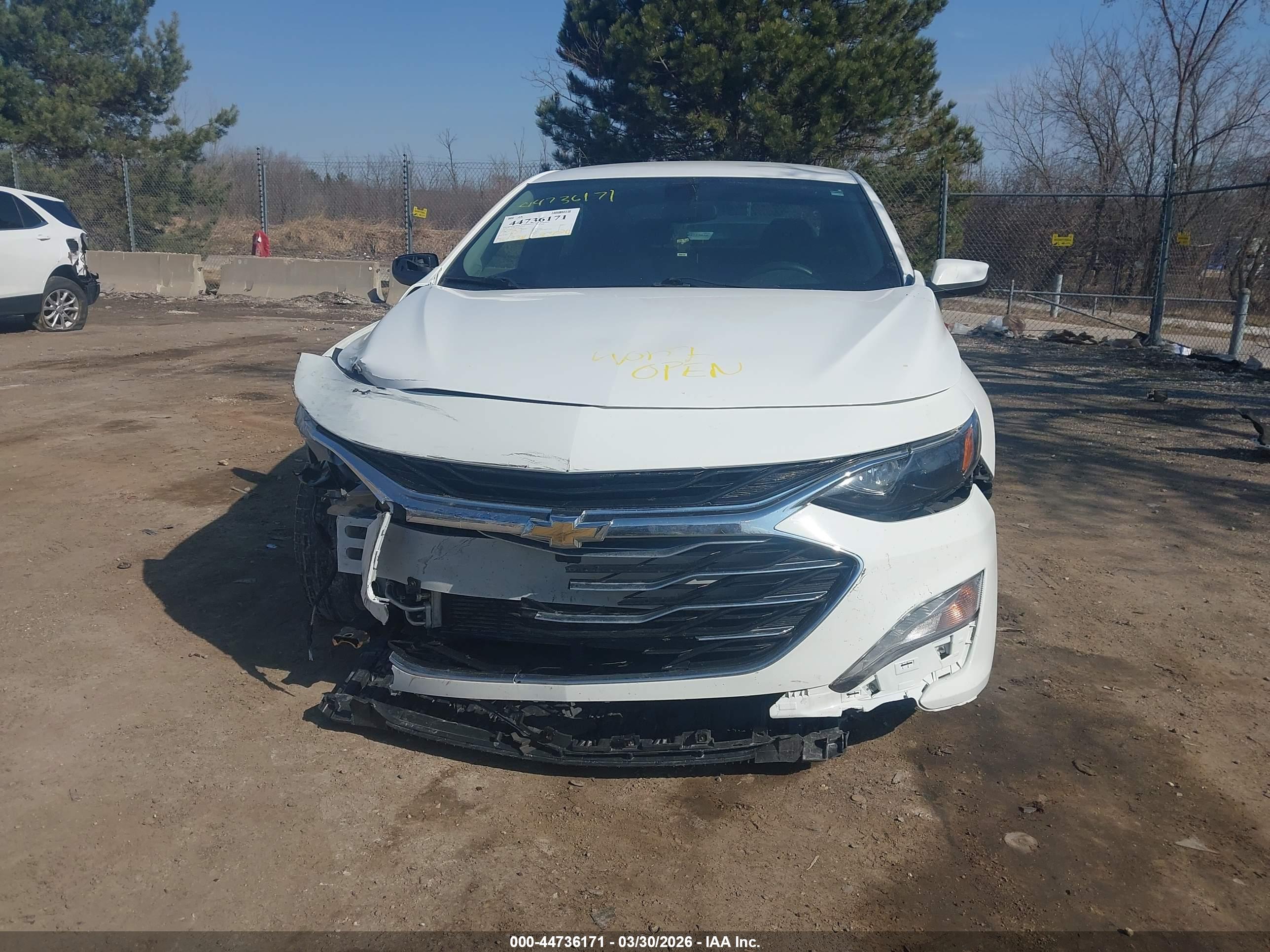CHEVROLET MALIBU image 6
