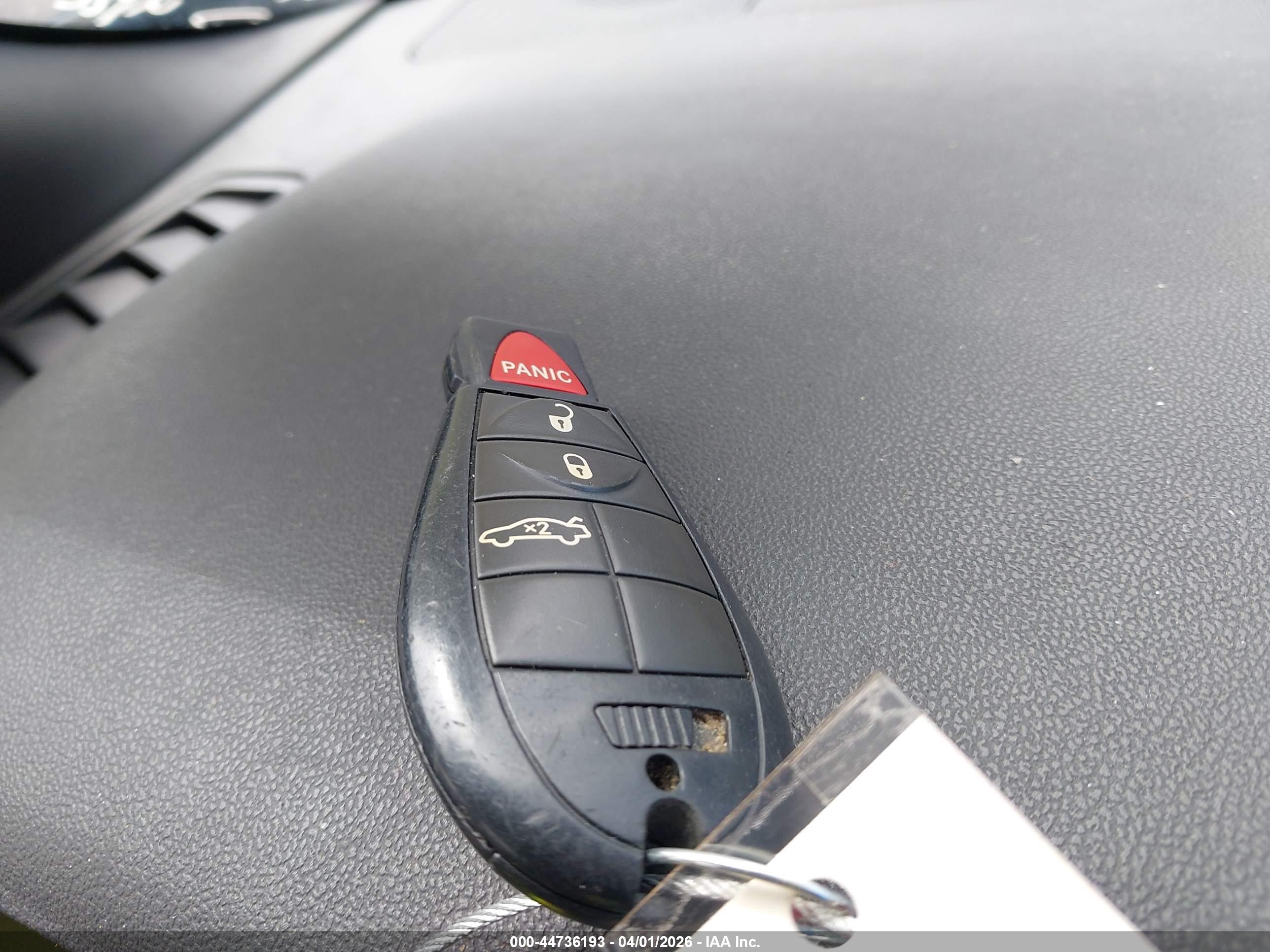 DODGE CHALLENGER image 11