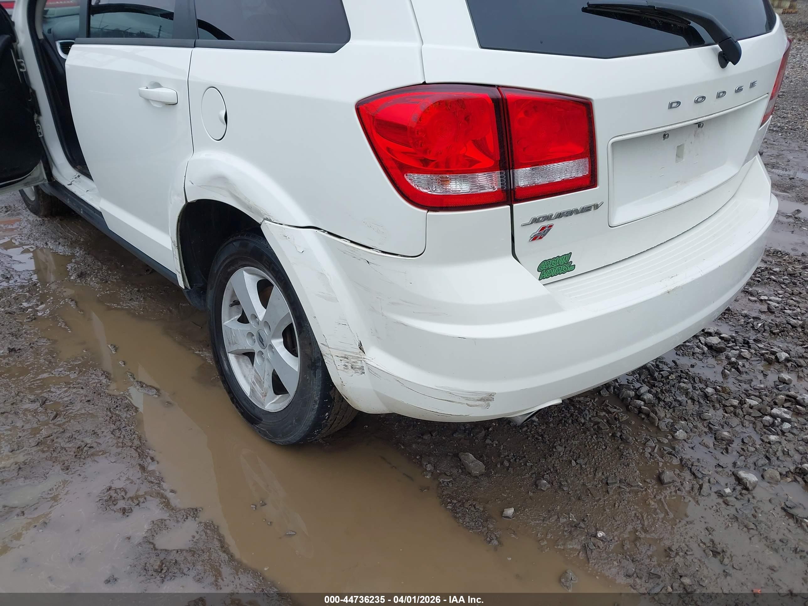 DODGE JOURNEY image 6