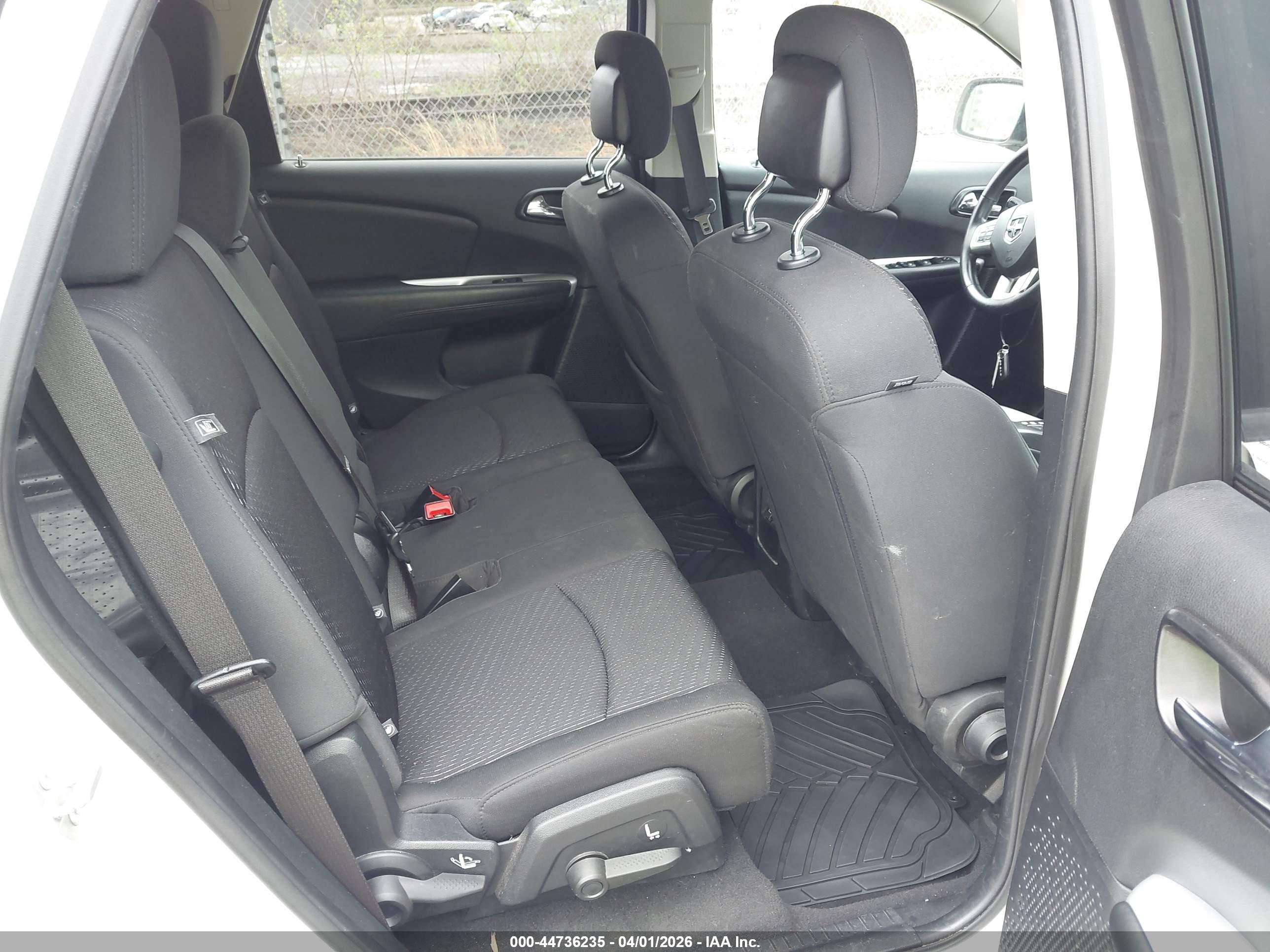 DODGE JOURNEY image 8