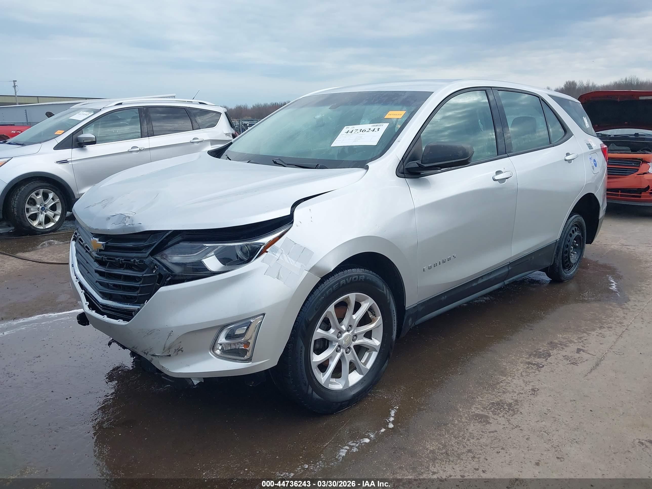 CHEVROLET EQUINOX image 2