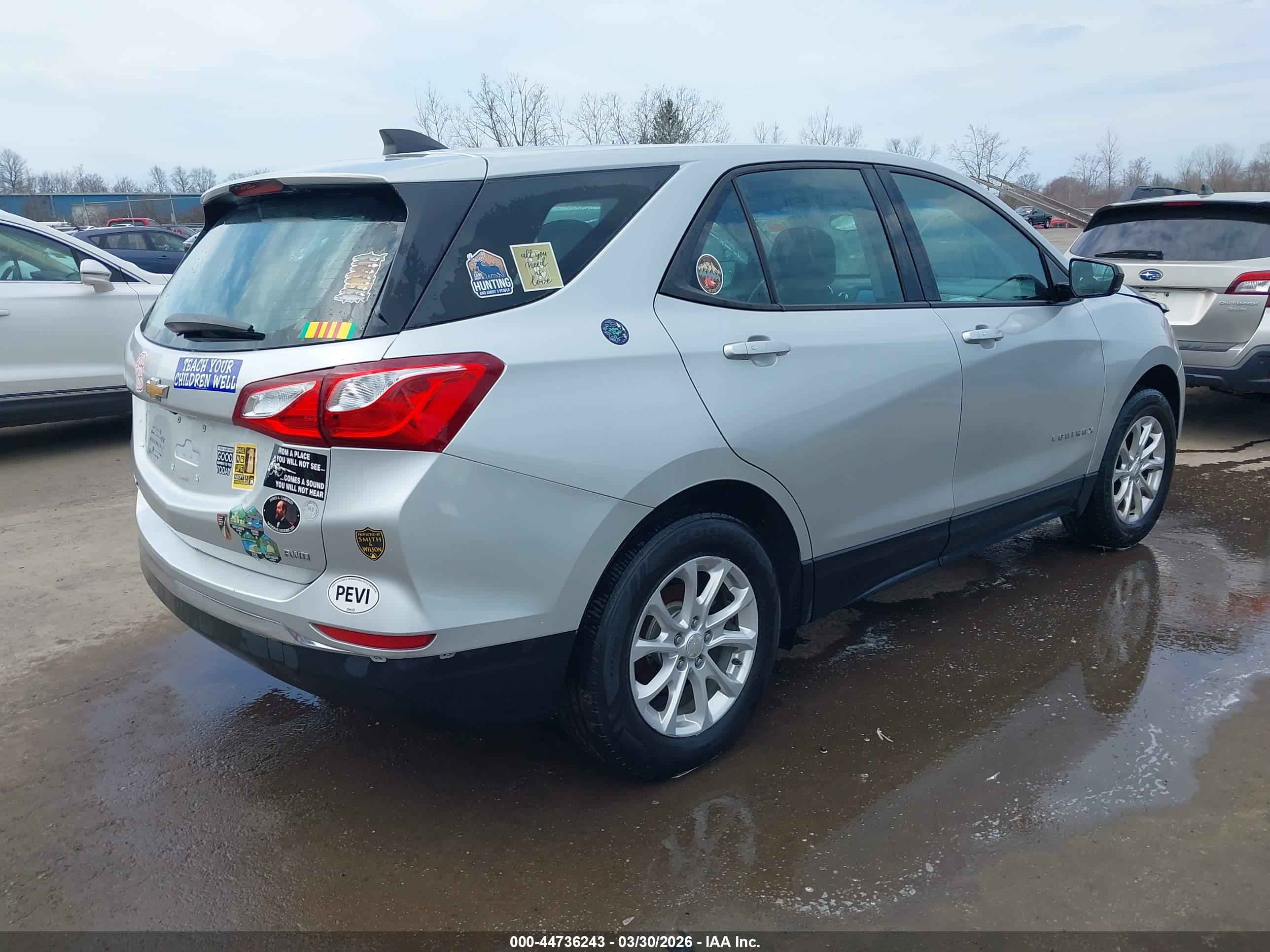 CHEVROLET EQUINOX image 4