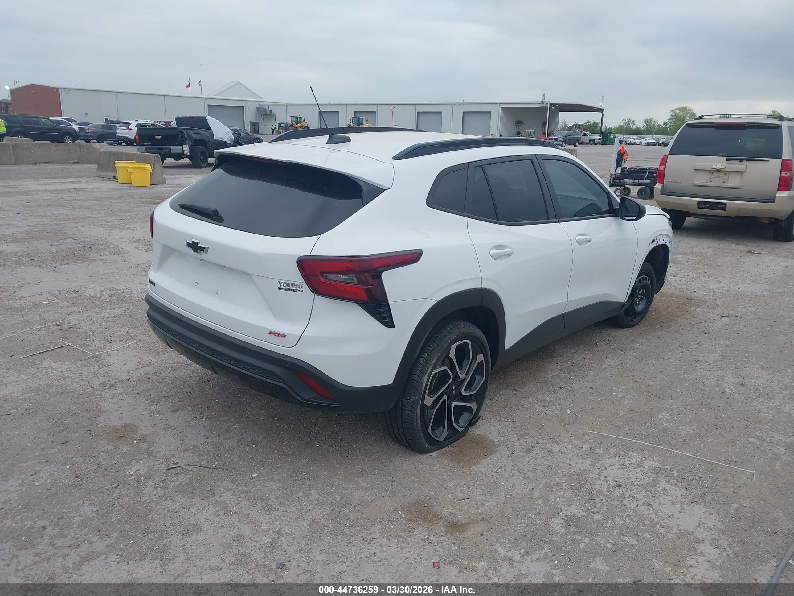 CHEVROLET TRAX image 4