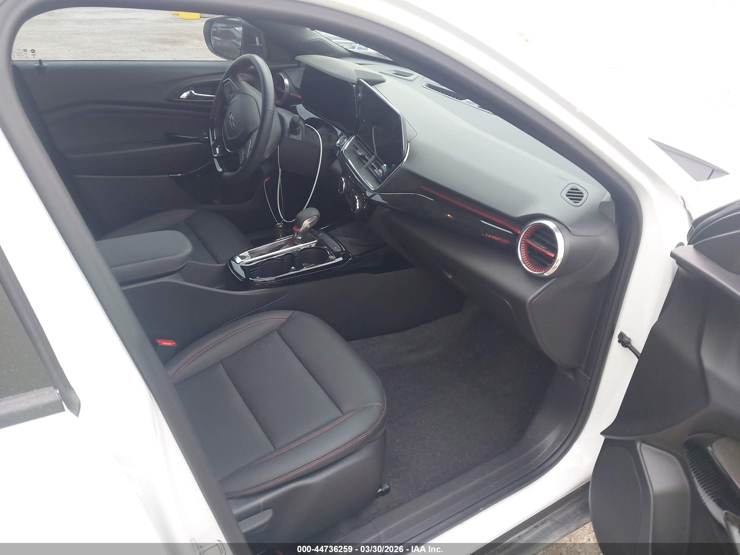 CHEVROLET TRAX image 5