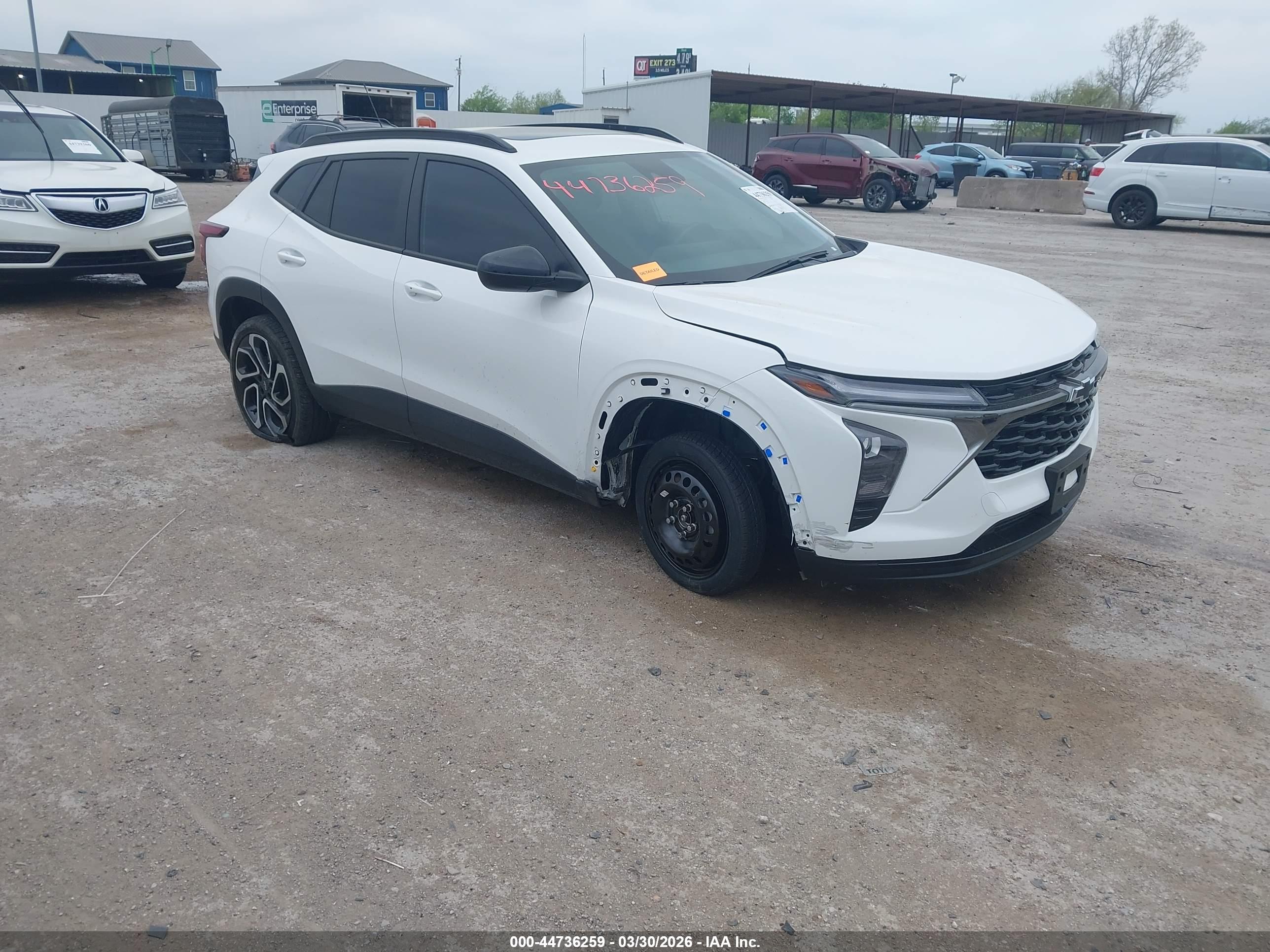 CHEVROLET TRAX image 6