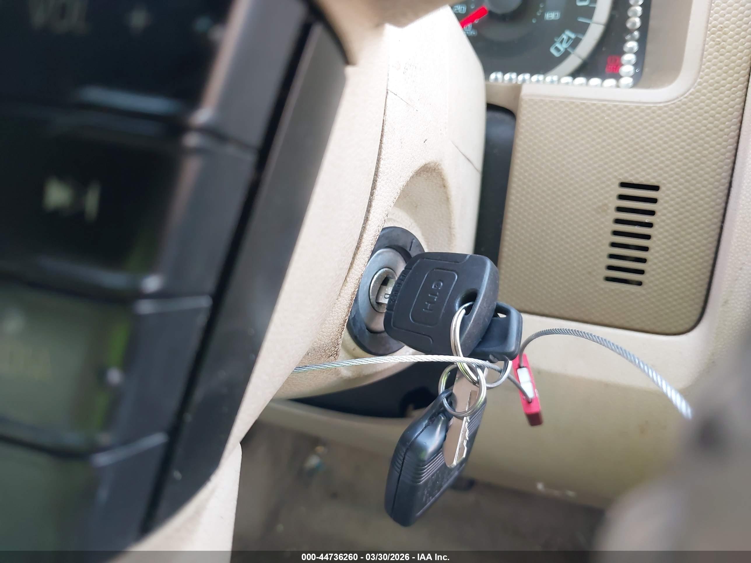 FORD ESCAPE image 11