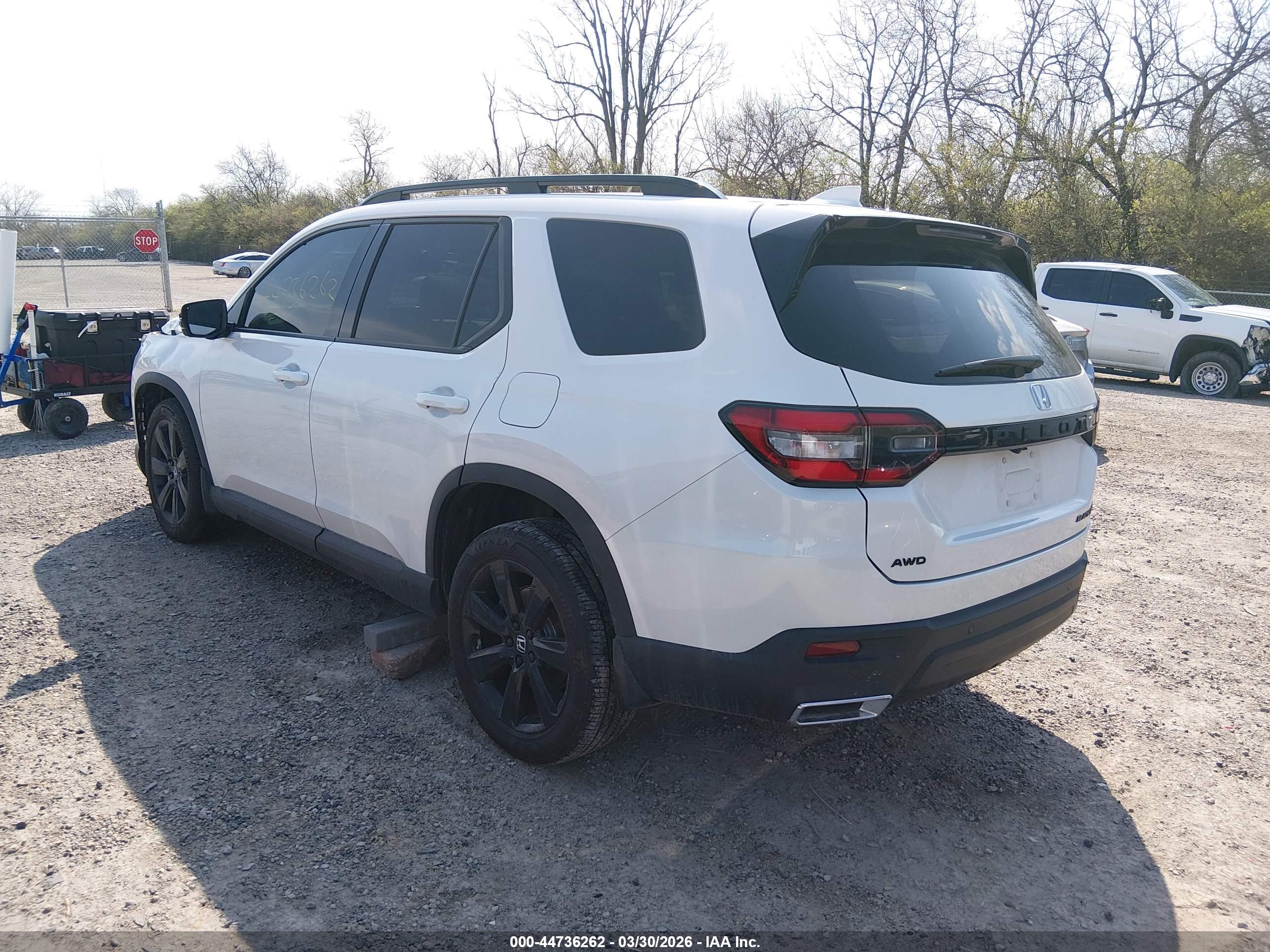 HONDA PILOT image 3