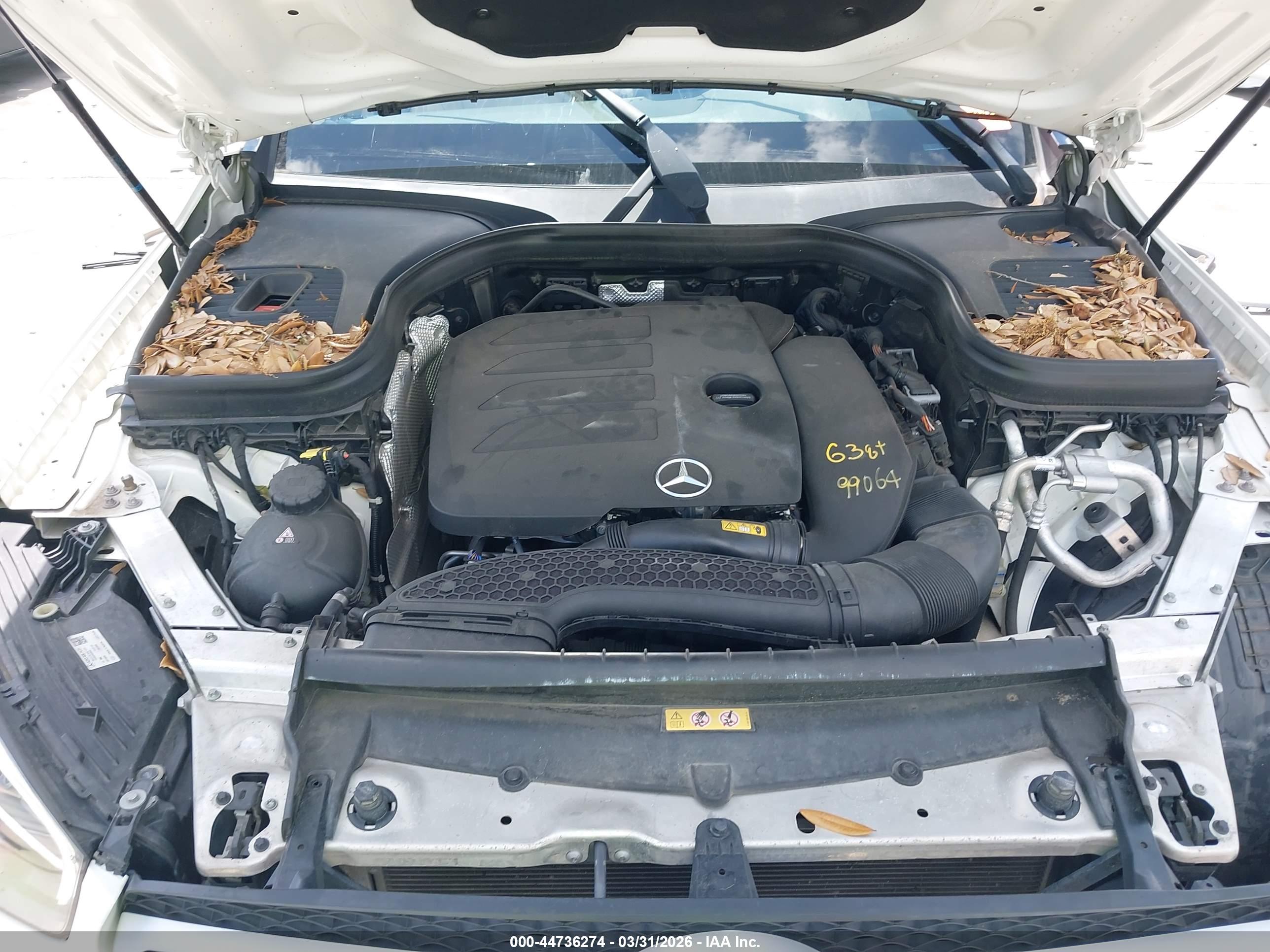 MERCEDES-BENZ GLC image 10