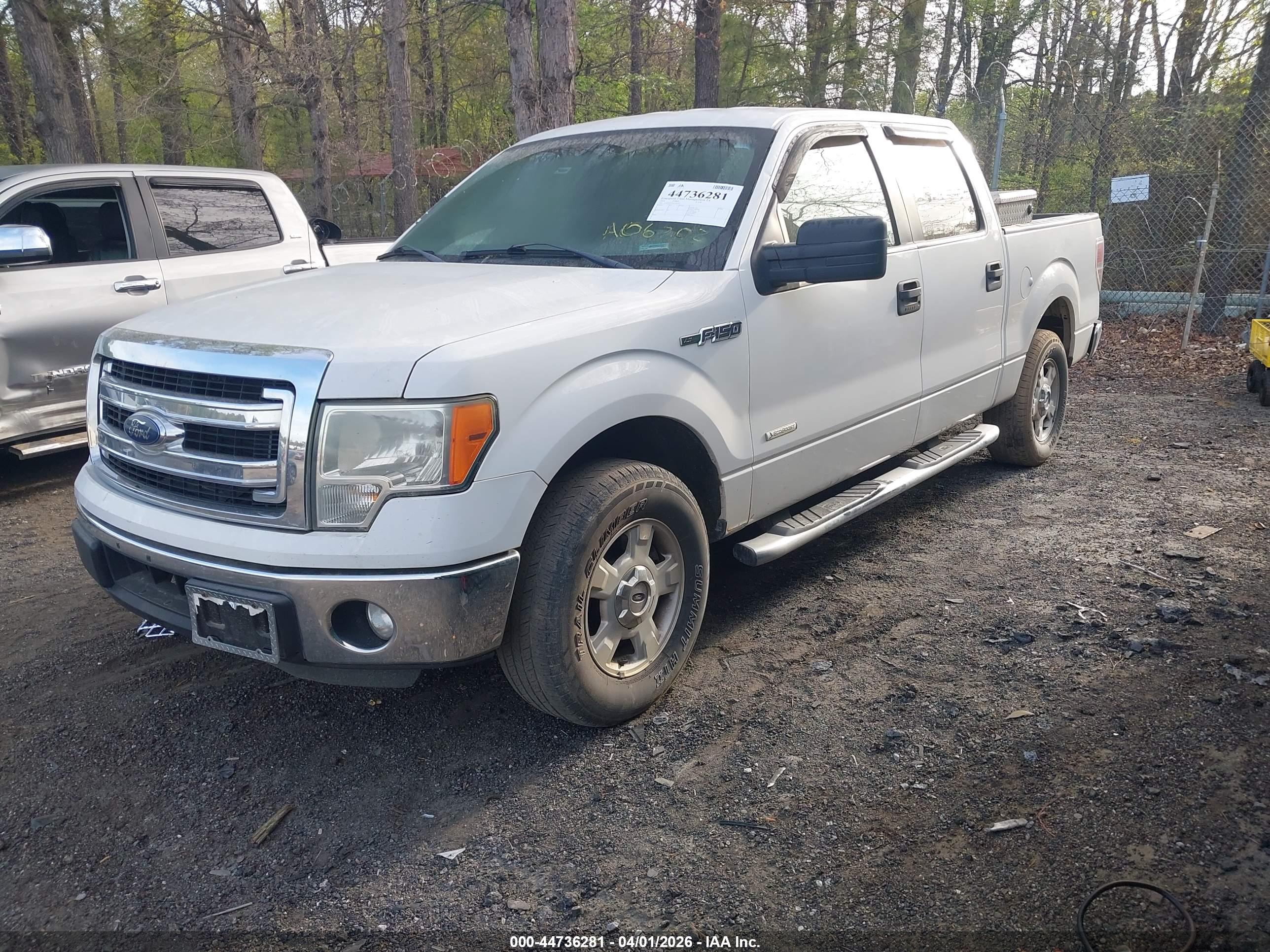 FORD F-150 image 2