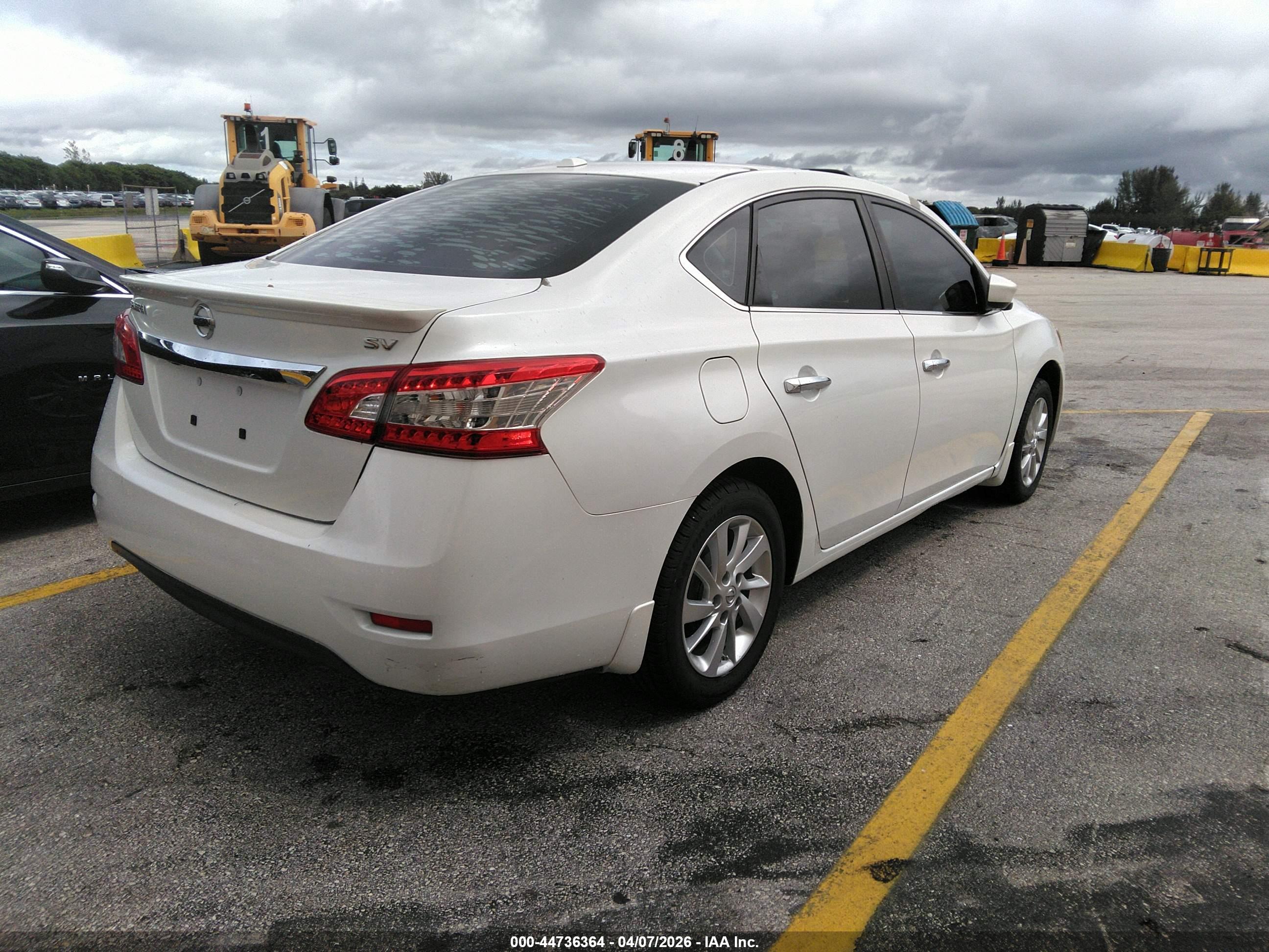 NISSAN SENTRA image 4