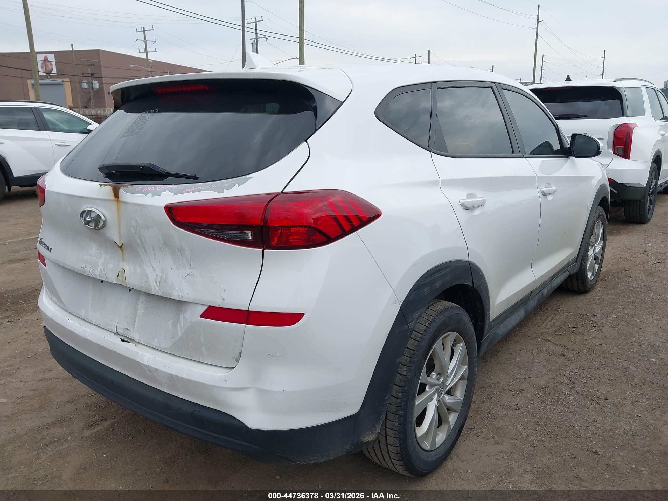 HYUNDAI TUCSON image 4