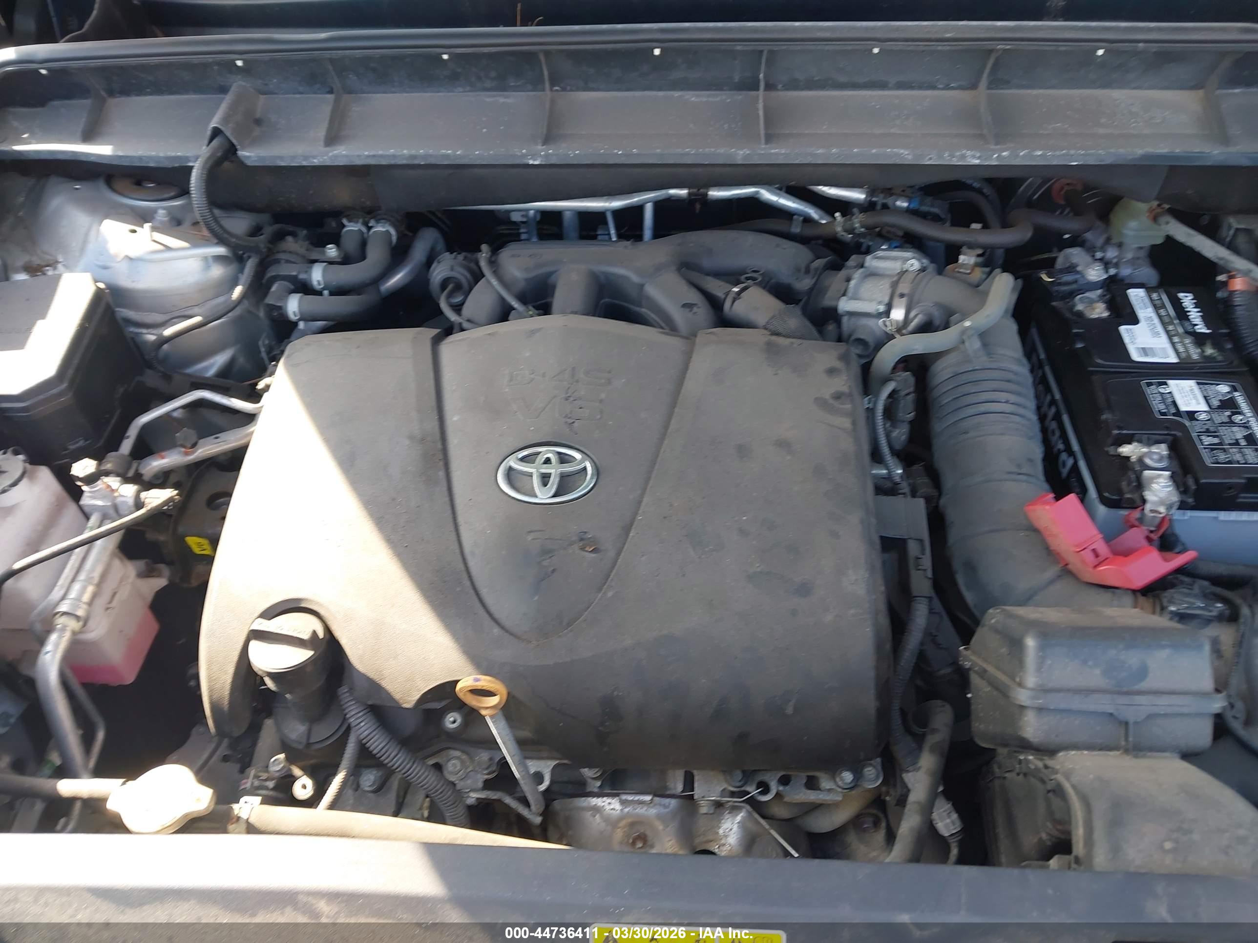 TOYOTA HIGHLANDER image 10