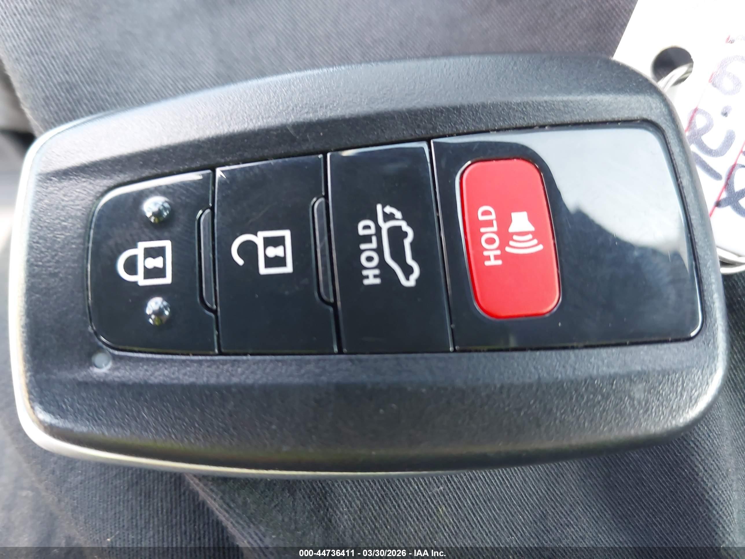 TOYOTA HIGHLANDER image 11