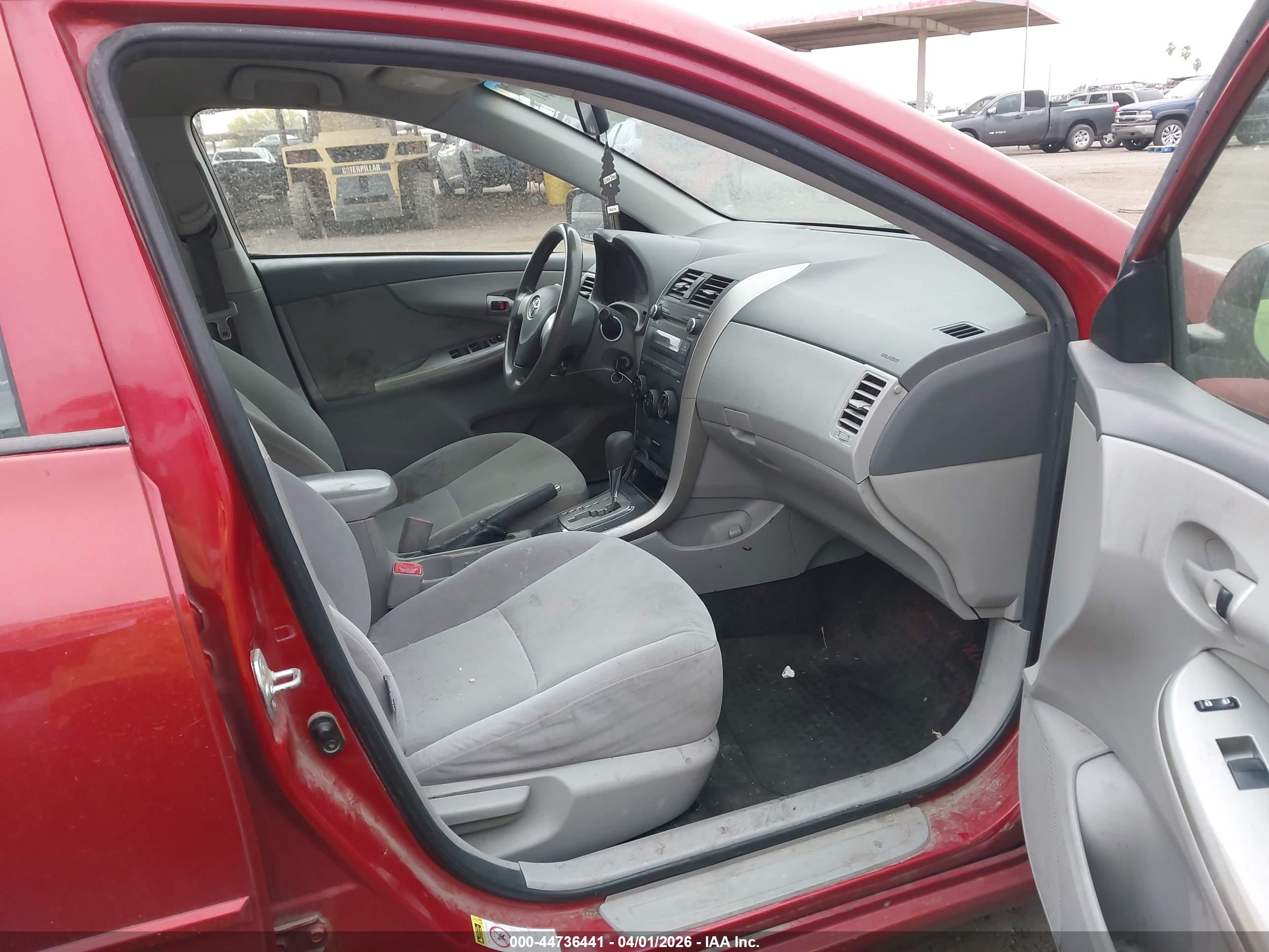 TOYOTA COROLLA image 5