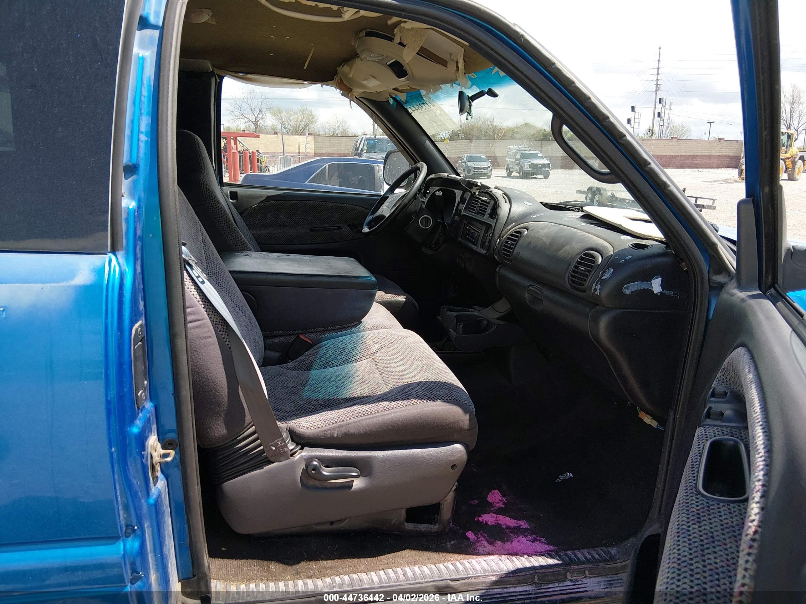 DODGE RAM image 5