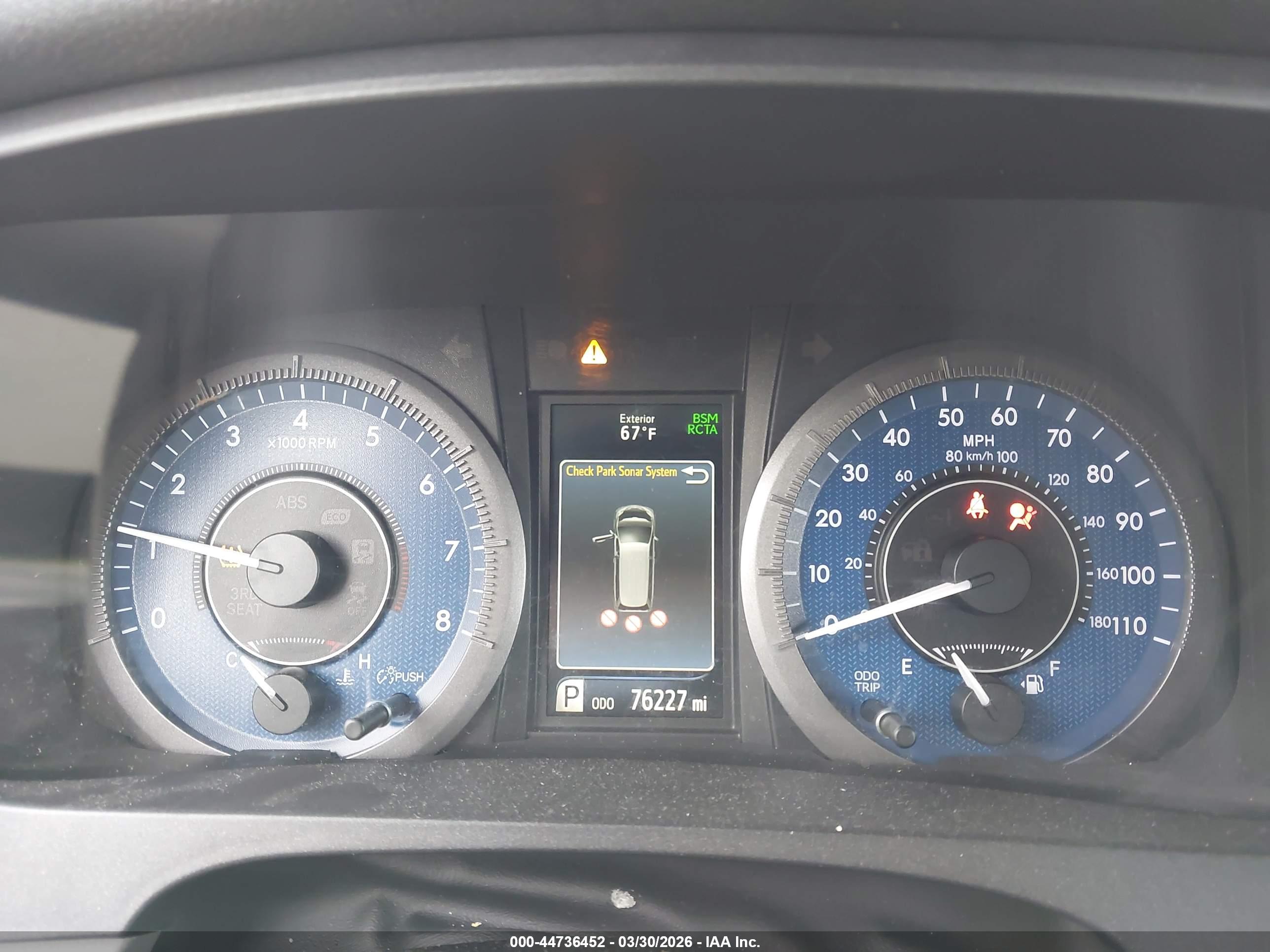 TOYOTA SIENNA image 7