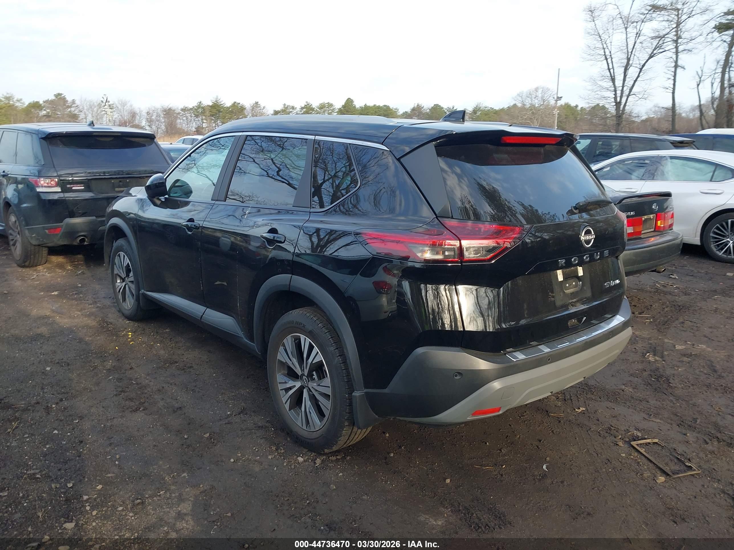 NISSAN ROGUE image 3