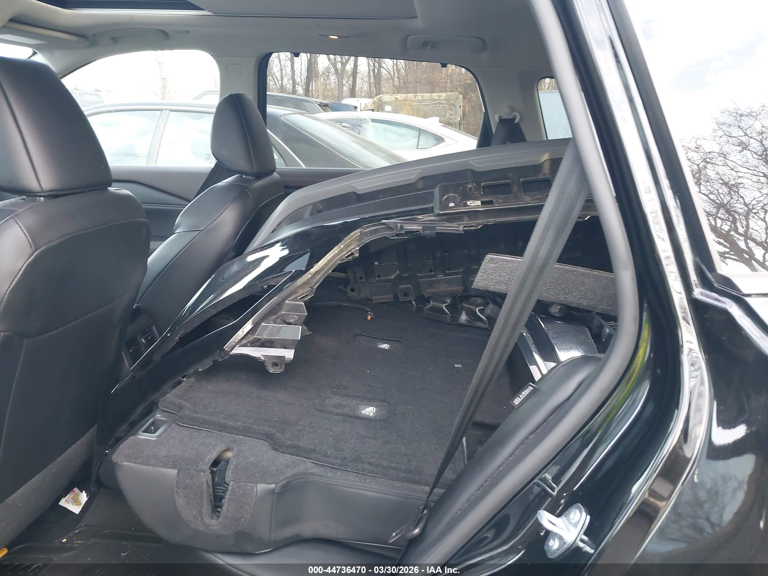 NISSAN ROGUE image 8
