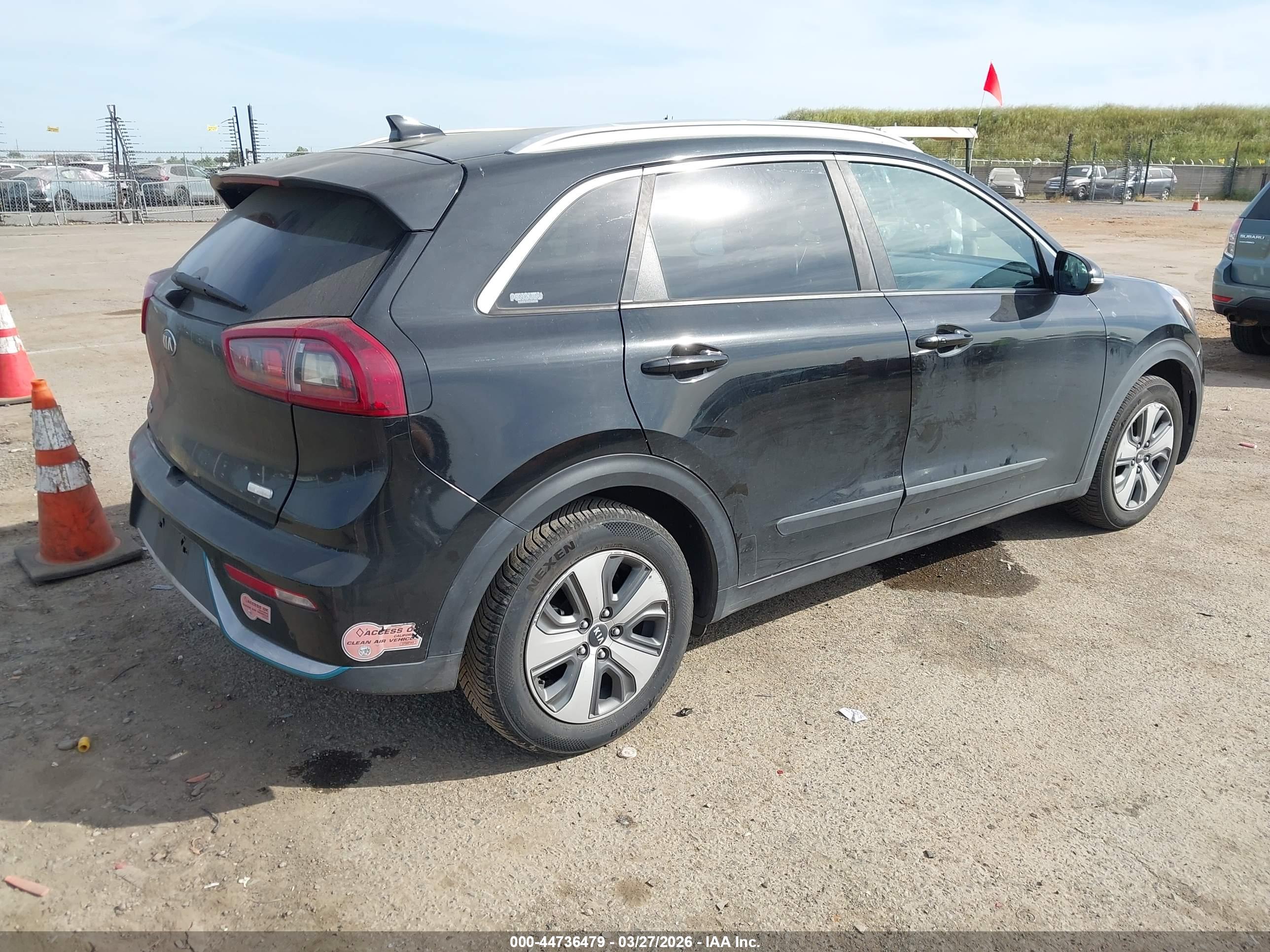 KIA NIRO image 4