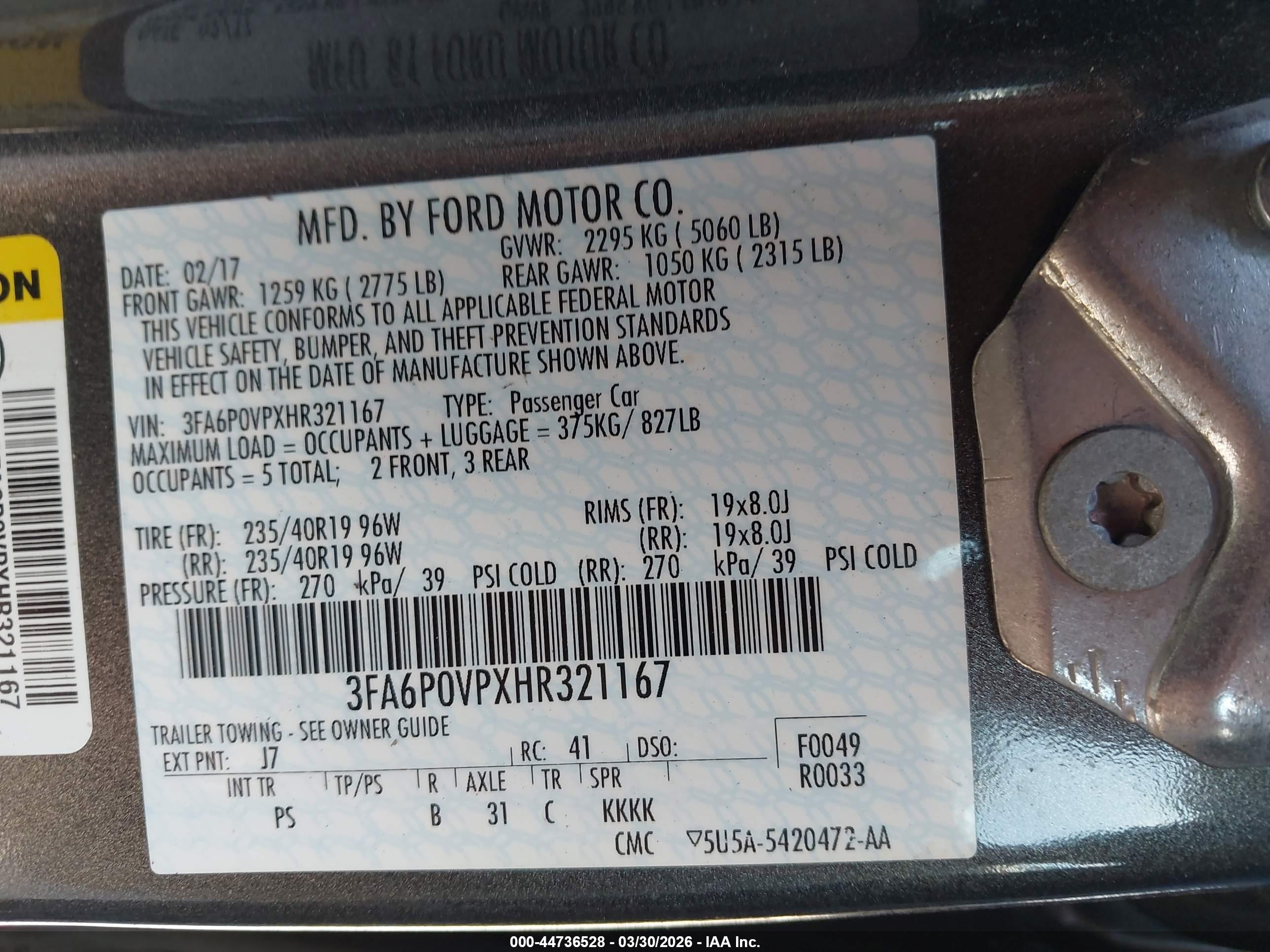 FORD FUSION image 9