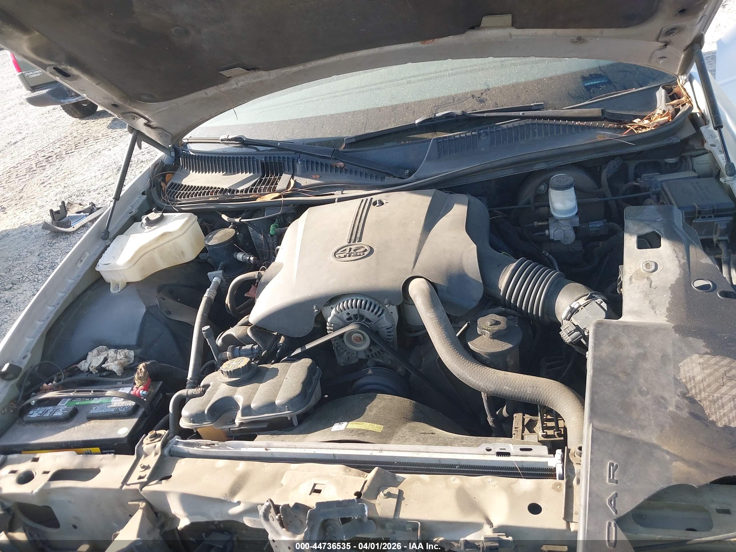 LINCOLN TOWN image 10