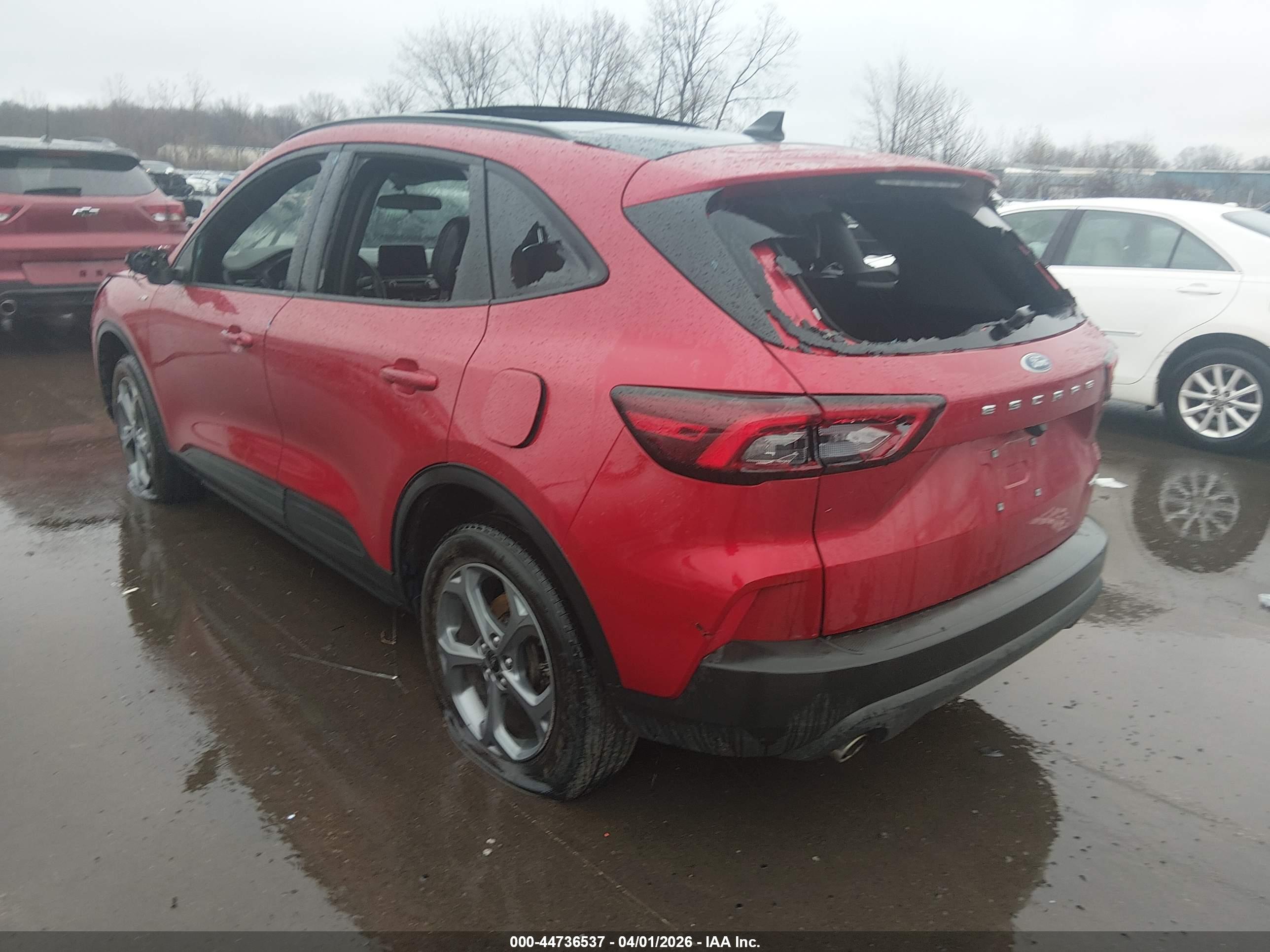 FORD ESCAPE image 3