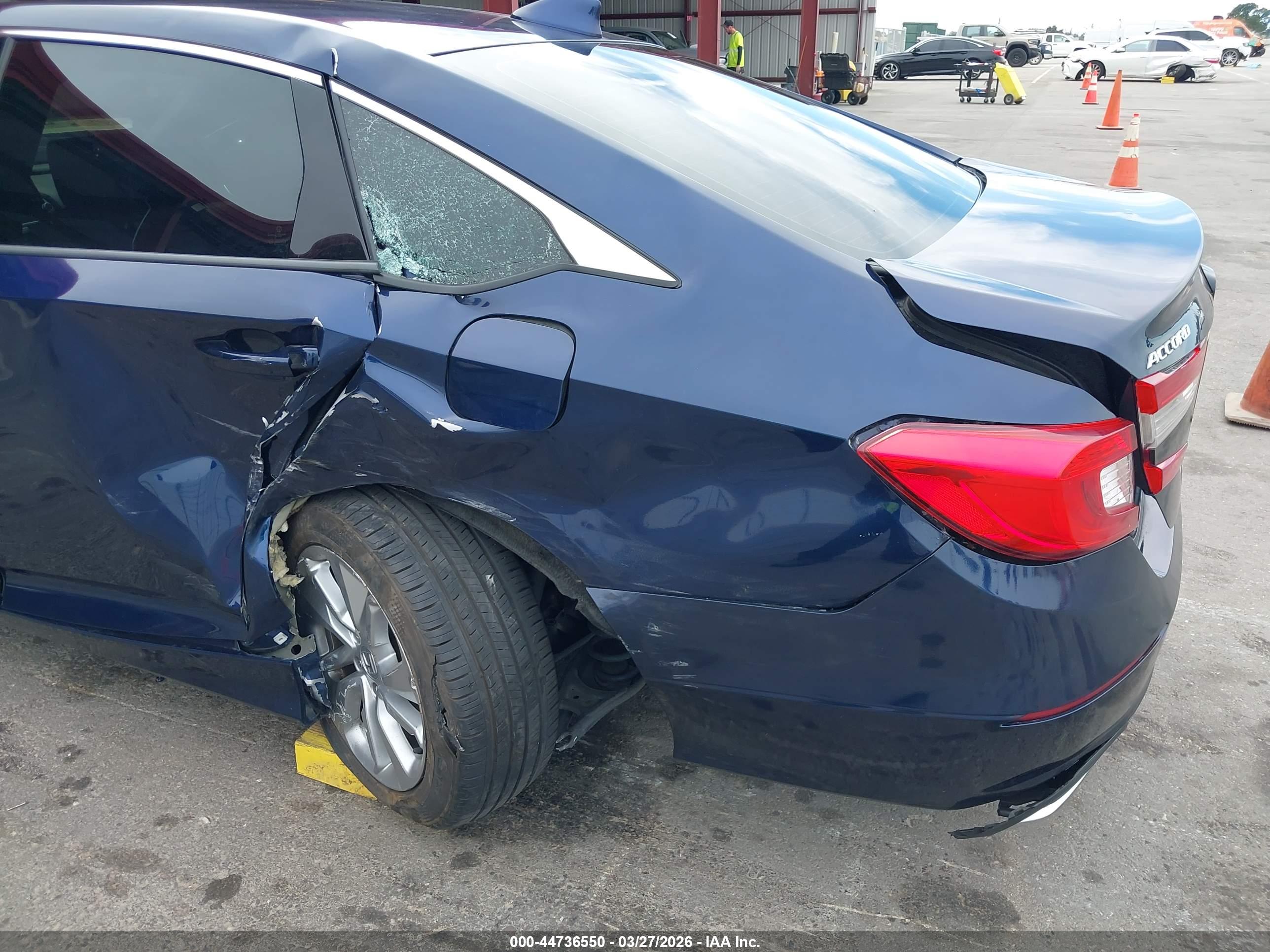 HONDA ACCORD image 6