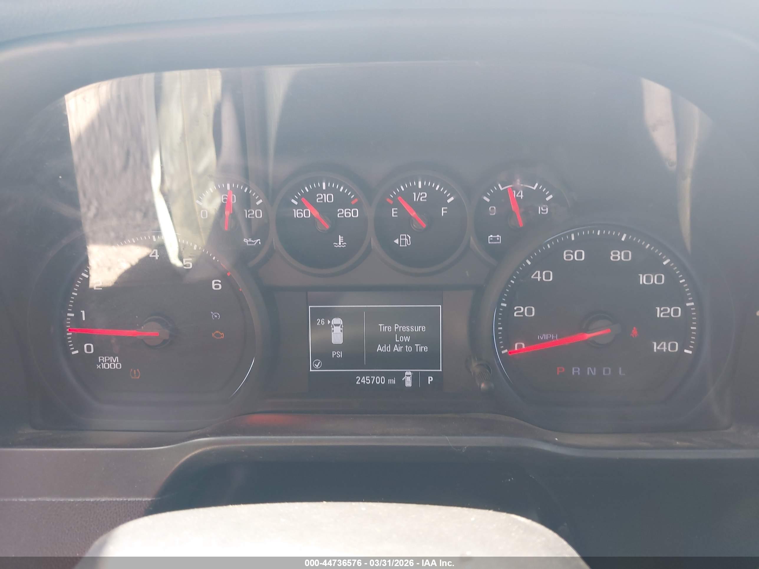 CHEVROLET SILVERADO image 7
