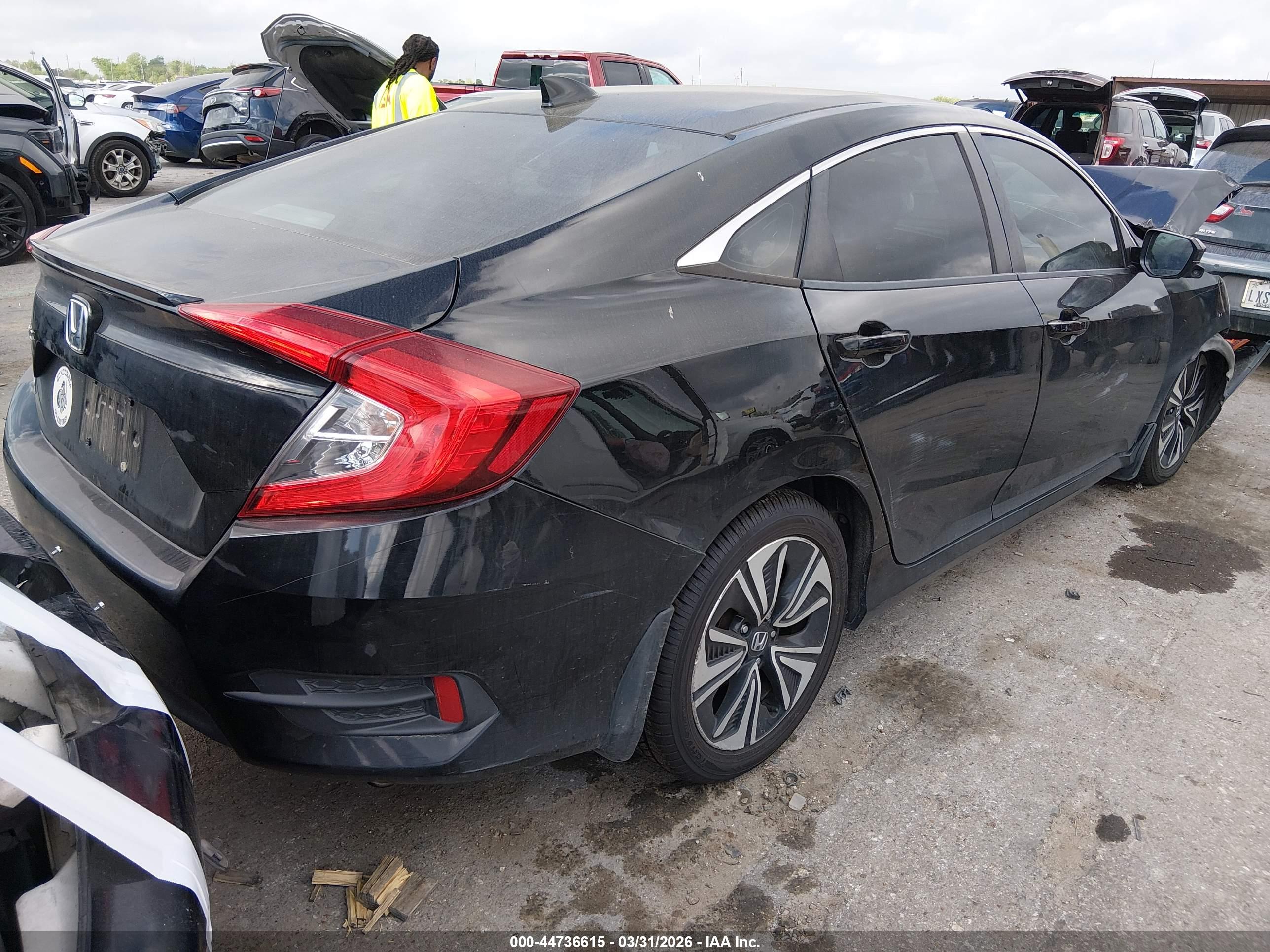 HONDA CIVIC image 4