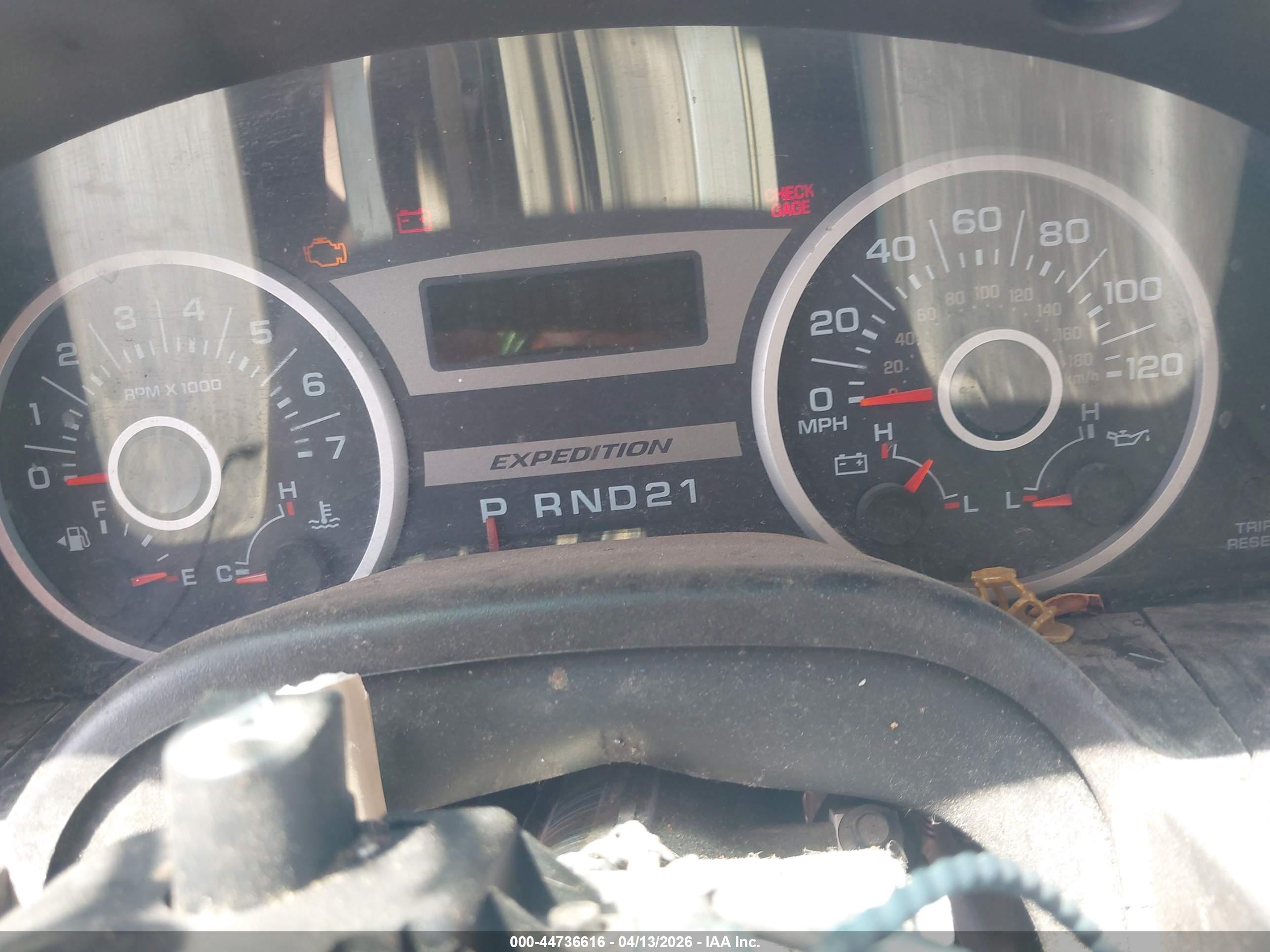 FORD EXPEDITION image 7
