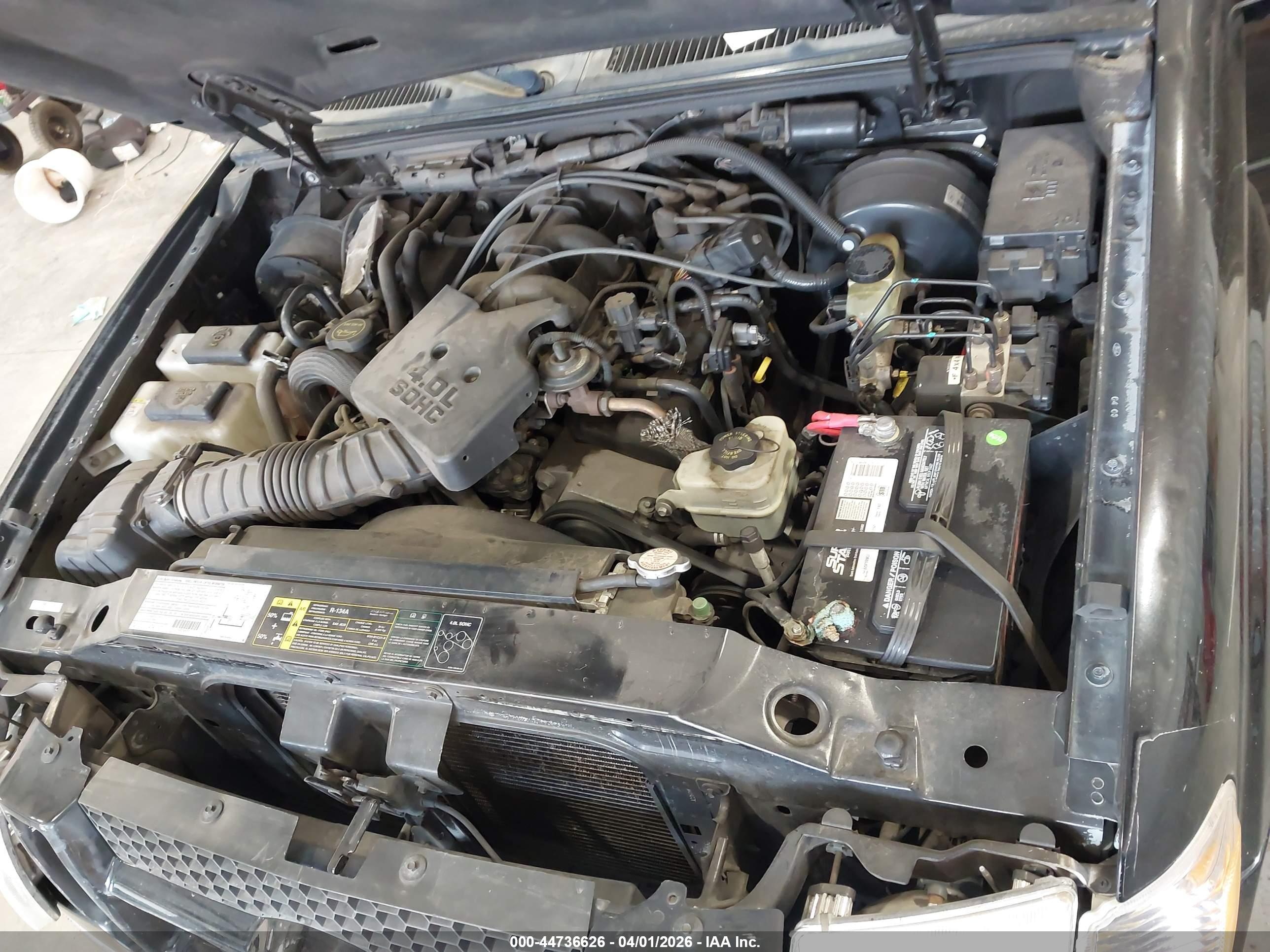 FORD EXPLORER image 10