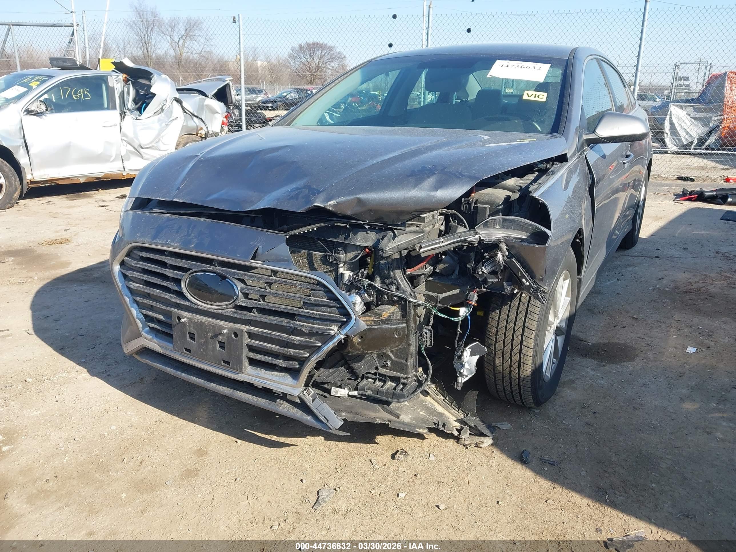 HYUNDAI SONATA image 6