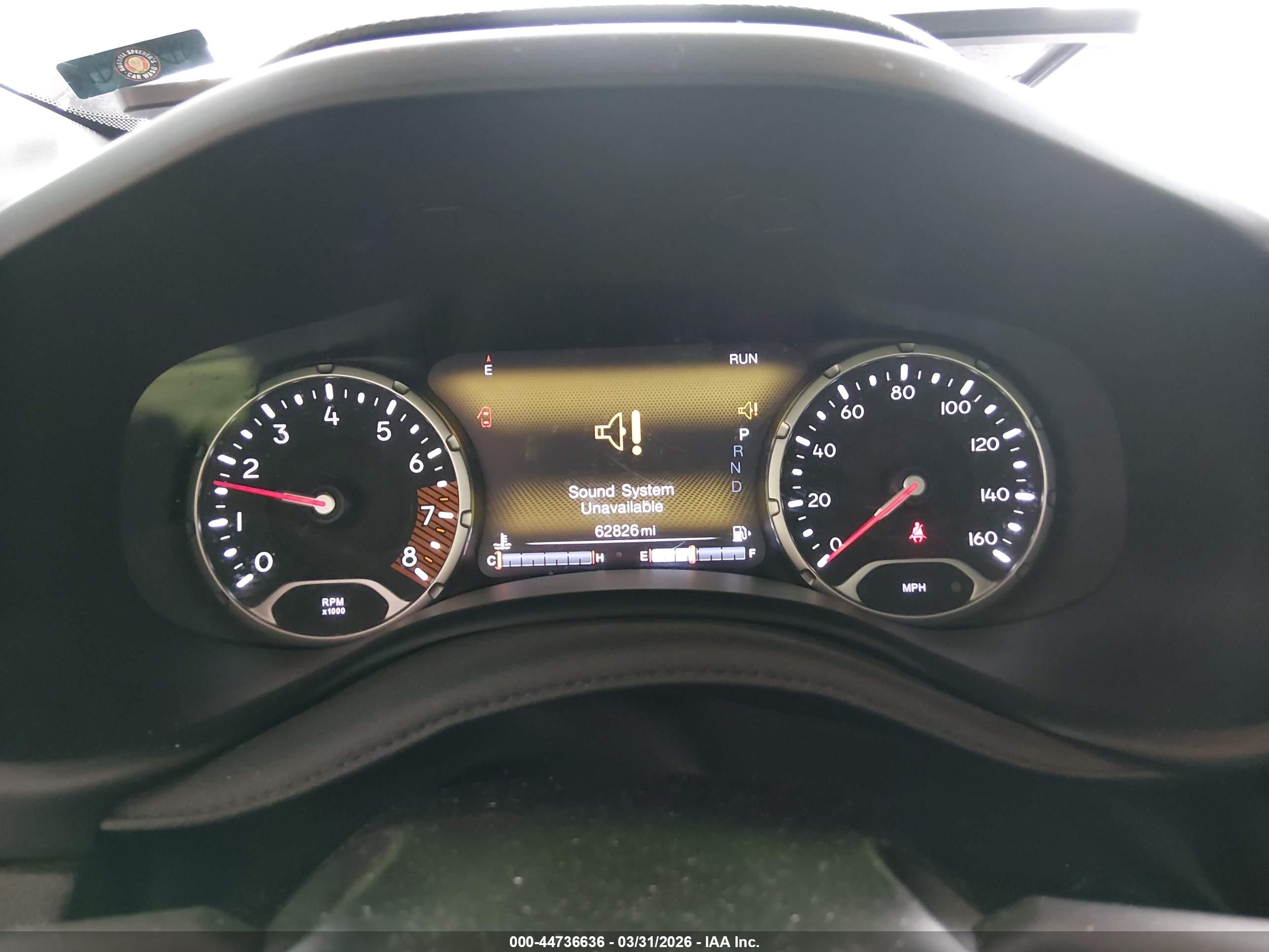 JEEP RENEGADE image 7