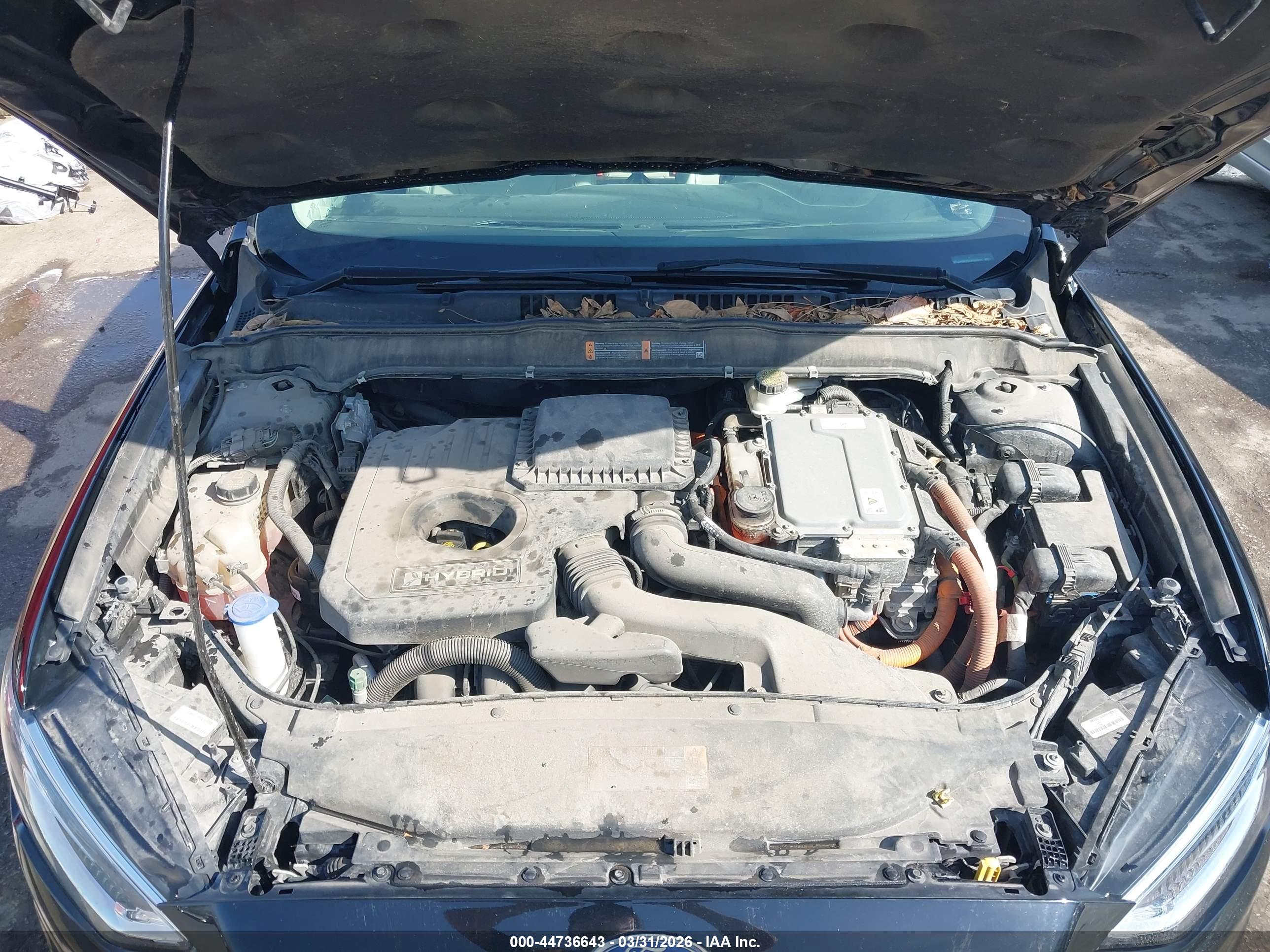 FORD FUSION image 10