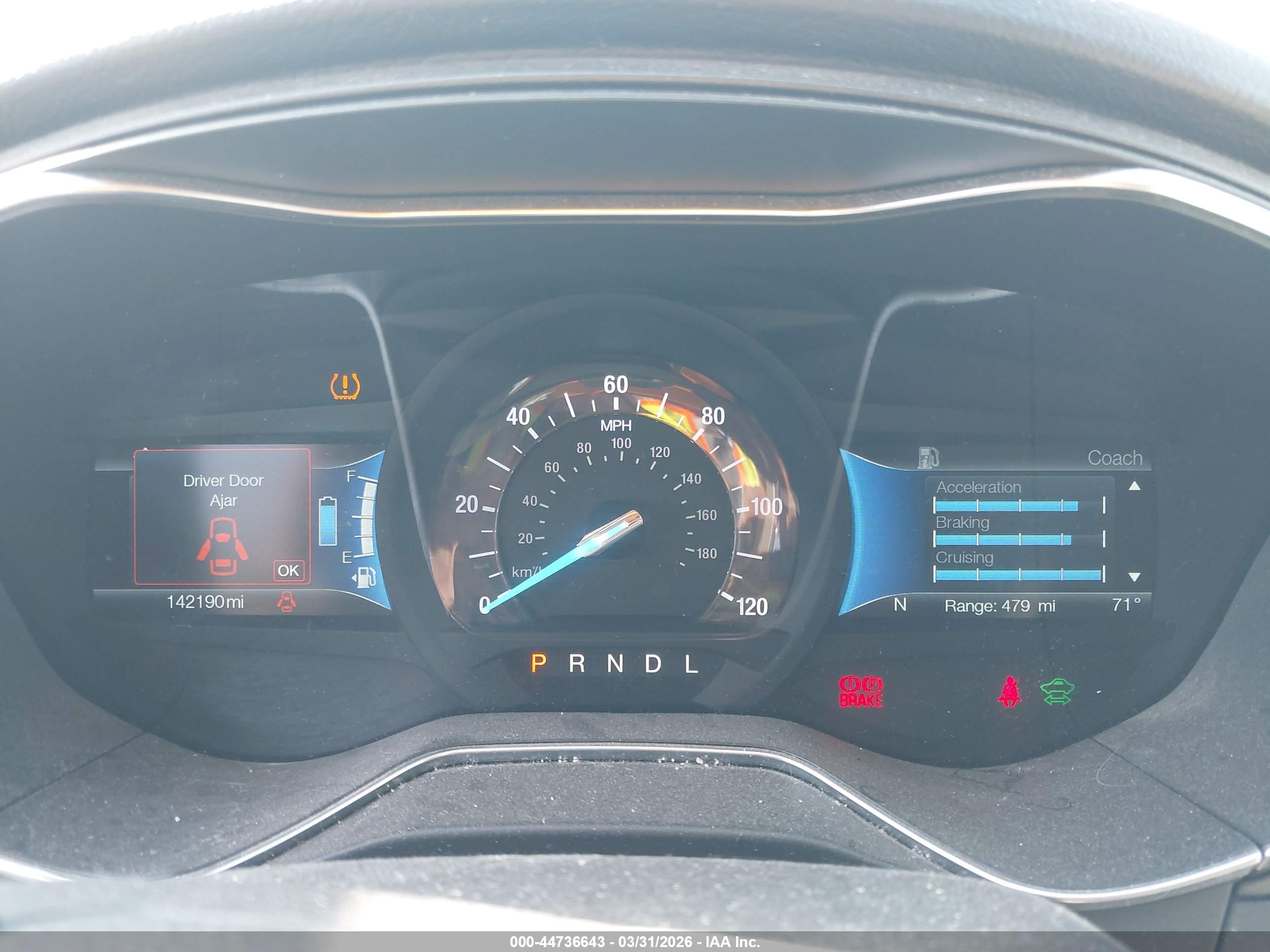 FORD FUSION image 7